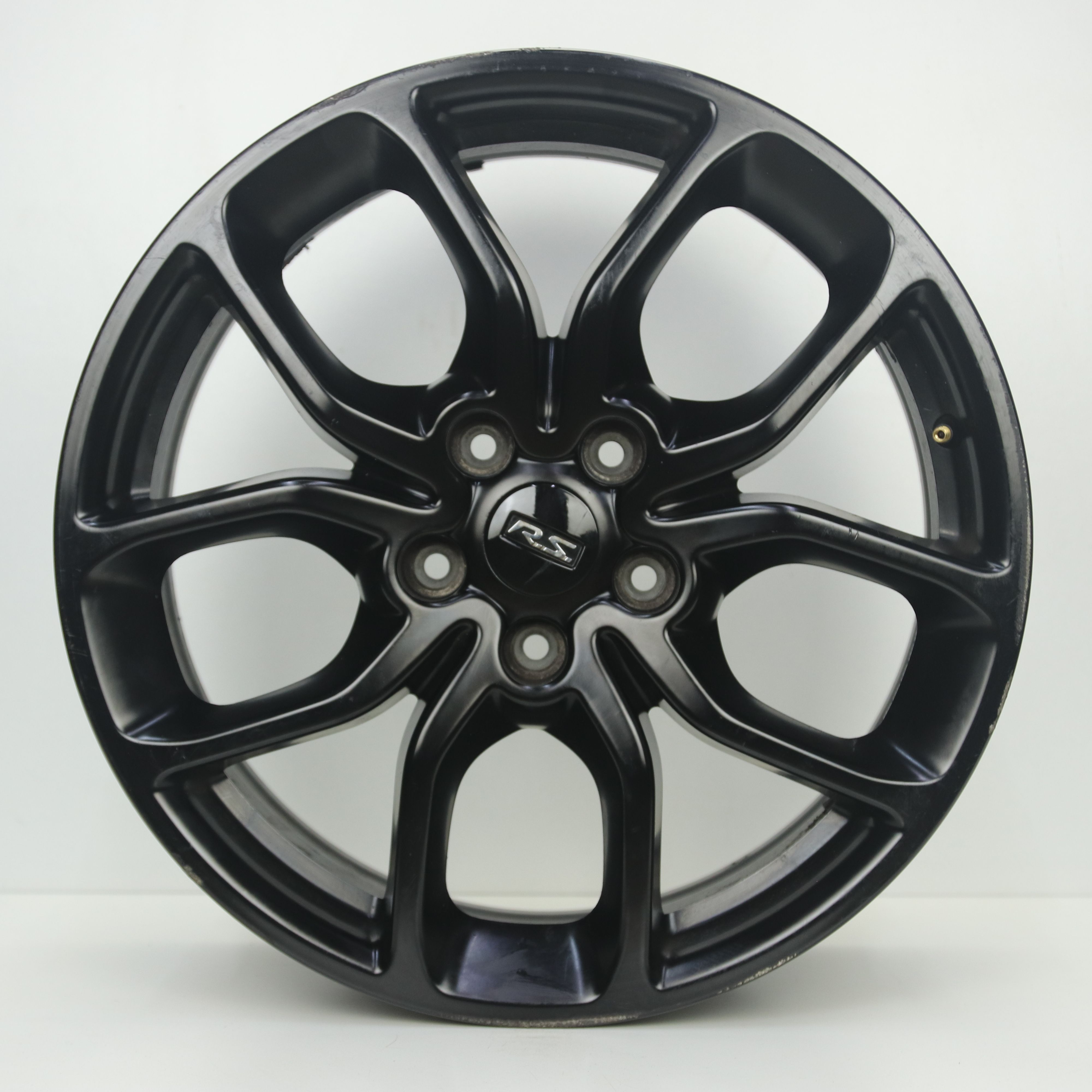 IN1003122 Originele 18 inch lichtmetalen Renault Megane RS velgen 8.25X18 5X114.3 ET65.0 NB66.10 Mat zwart