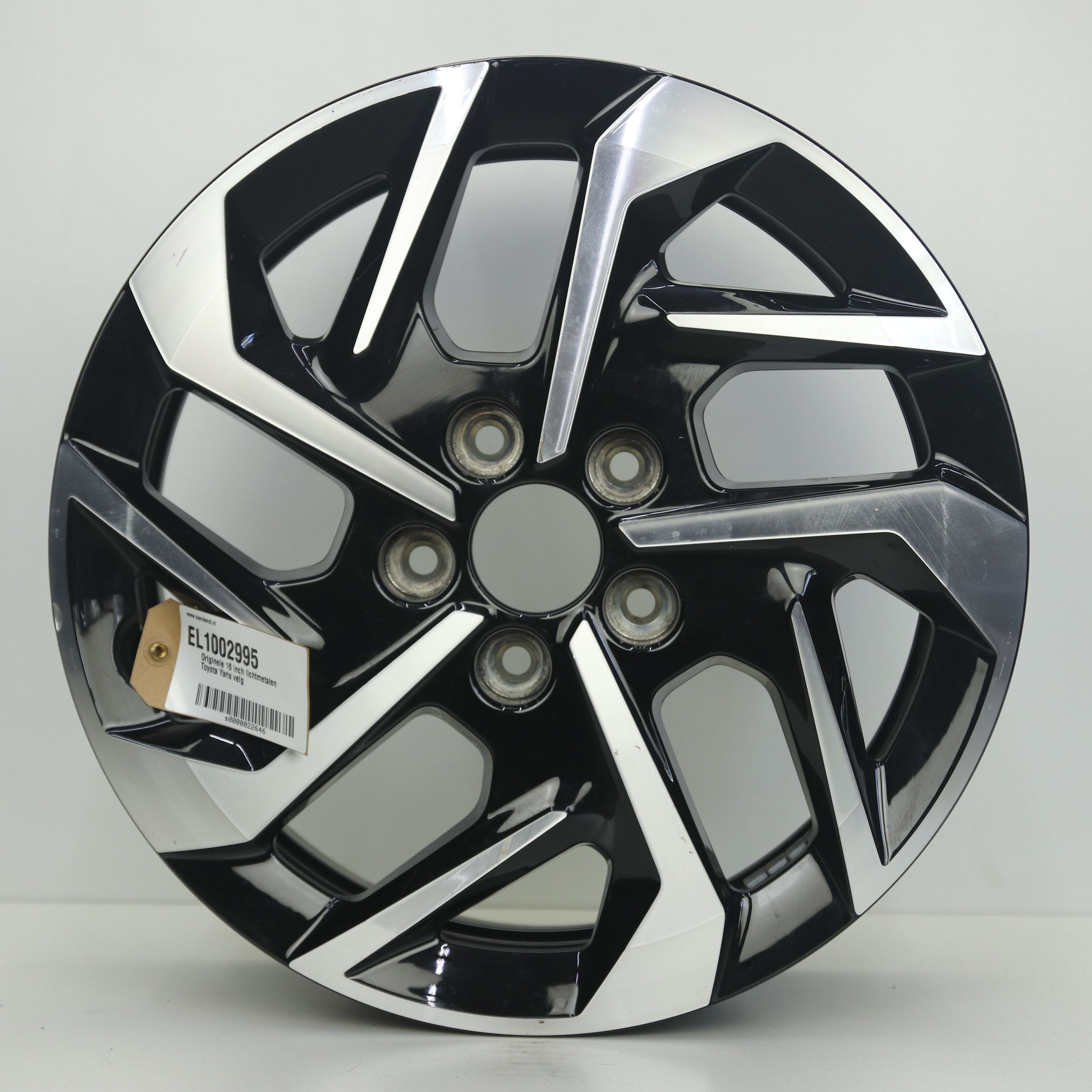 EL1002995 Originele 16 inch lichtmetalen Toyota Yaris velg 6.50X16 5X108 ET47.0 NB65.10 Zwart gepolijst