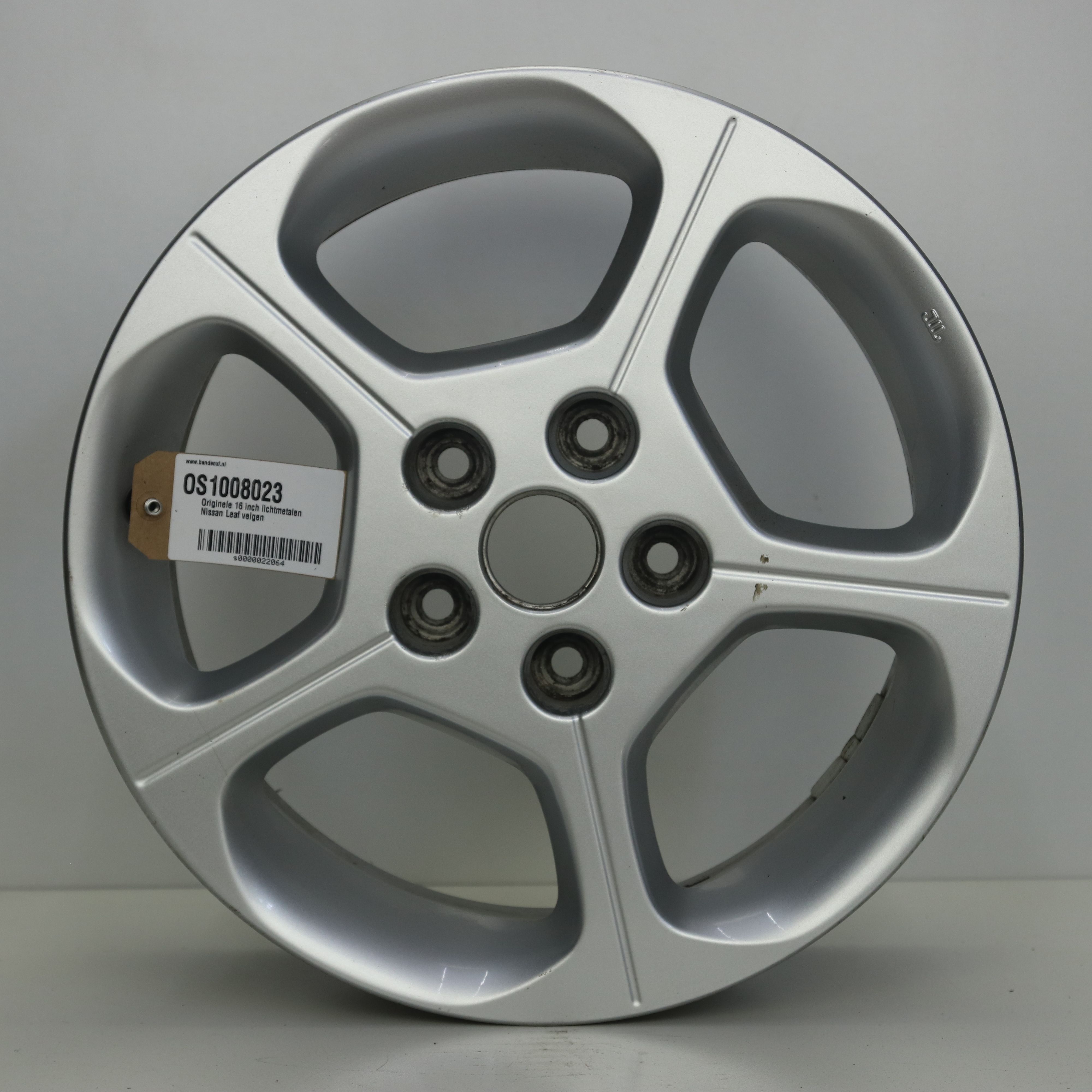 OS1008023 Originele 16 inch lichtmetalen Nissan Leaf velgen 6.50X16 5X114.3 ET40.0 NB66.10 Zilver