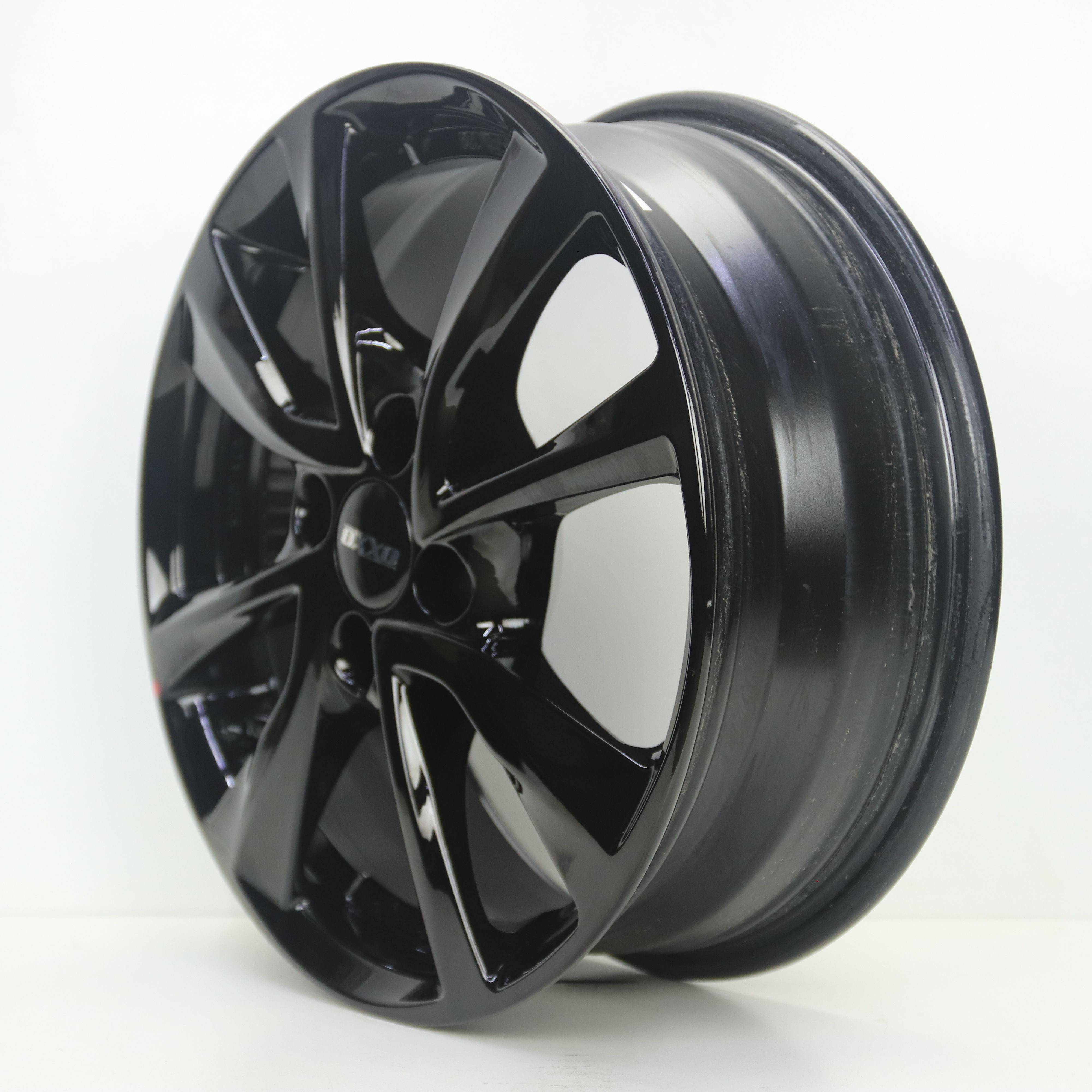 NS1004794 Set 16 inch lichtmetalen Oxxo Oberon 4 velgen 6.00X16 4X100 ET37.0 NB60.10 Zwart