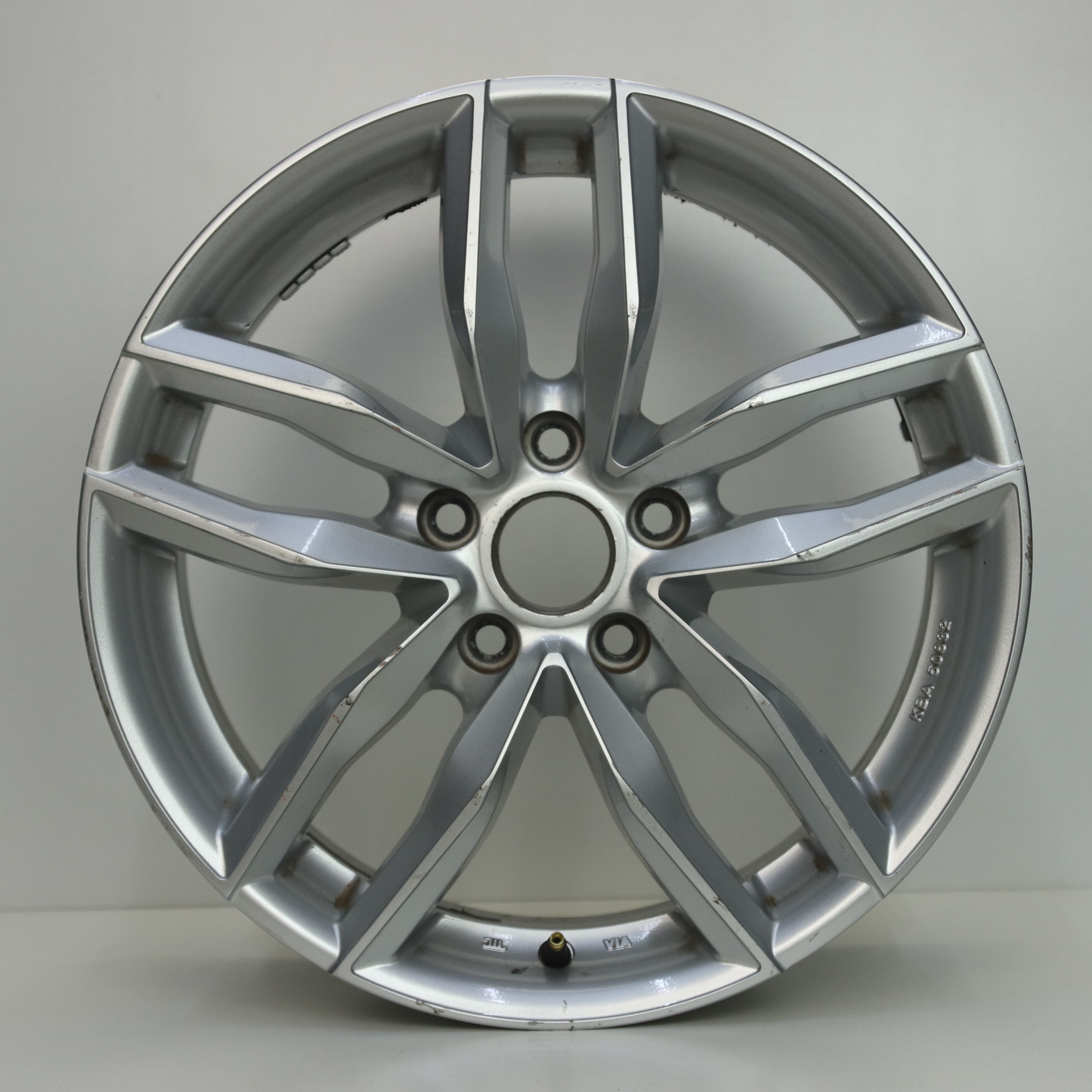 OS1007496 Set 17 inch lichtmetalen Mak velgen 7.50X17 5X112 ET42.0 NB57.10 Zilver