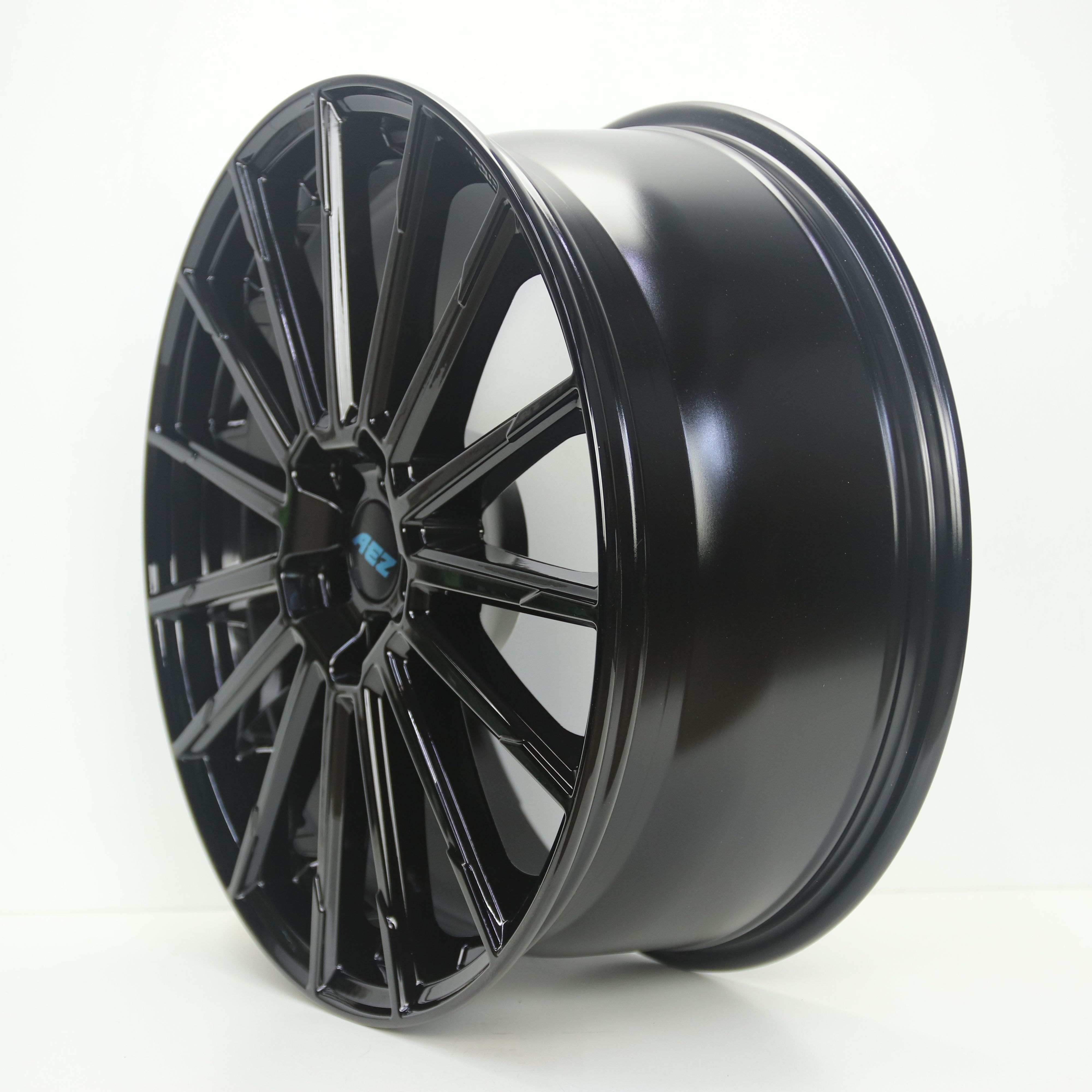 OS1007977 Set 20 inch lichtmetalen AEZ Atlanta velgen 8.50X20 5X112 ET35.0 NB70.10 Zwart