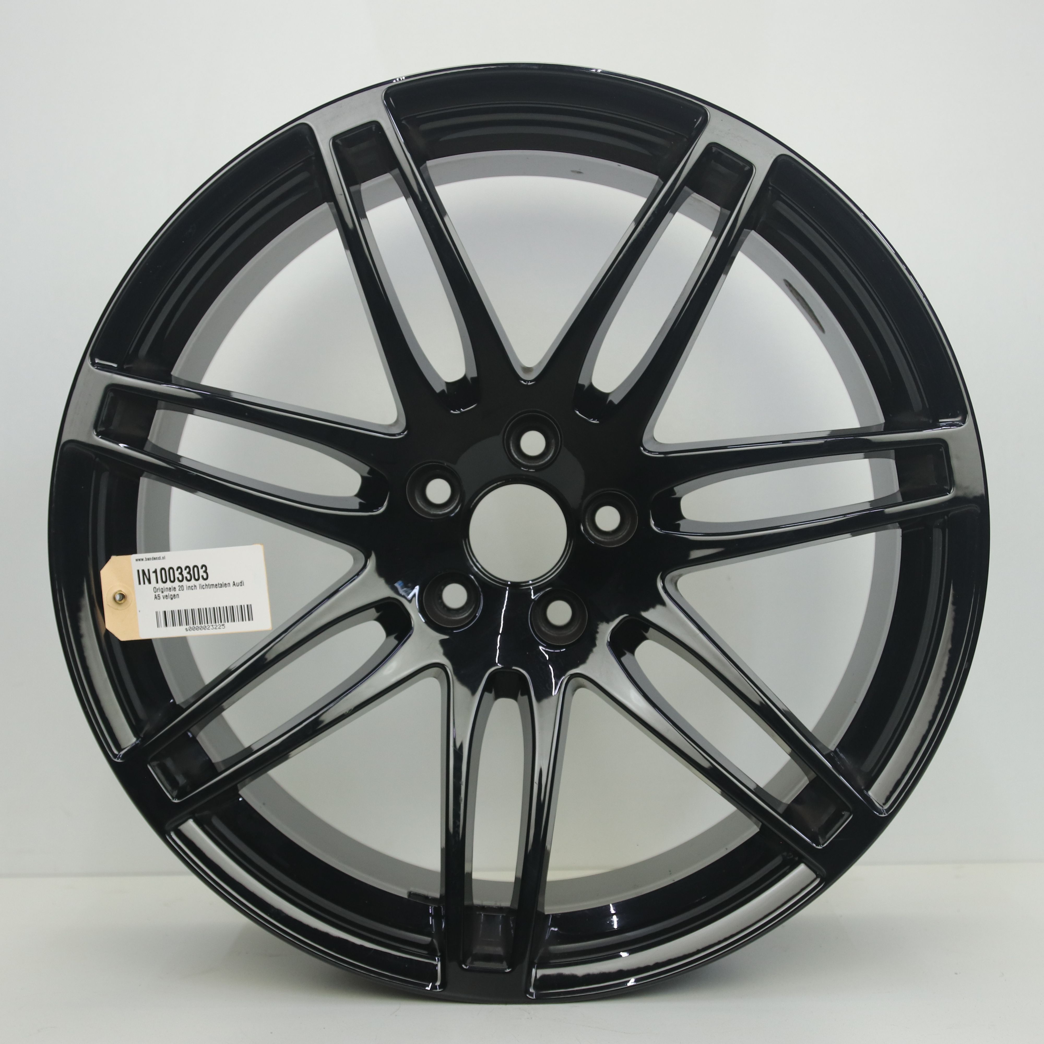 IN1003303 Originele 20 inch lichtmetalen Audi A5 velgen 9.00X20 5X112 ET29.0 NB66.60 Zwart