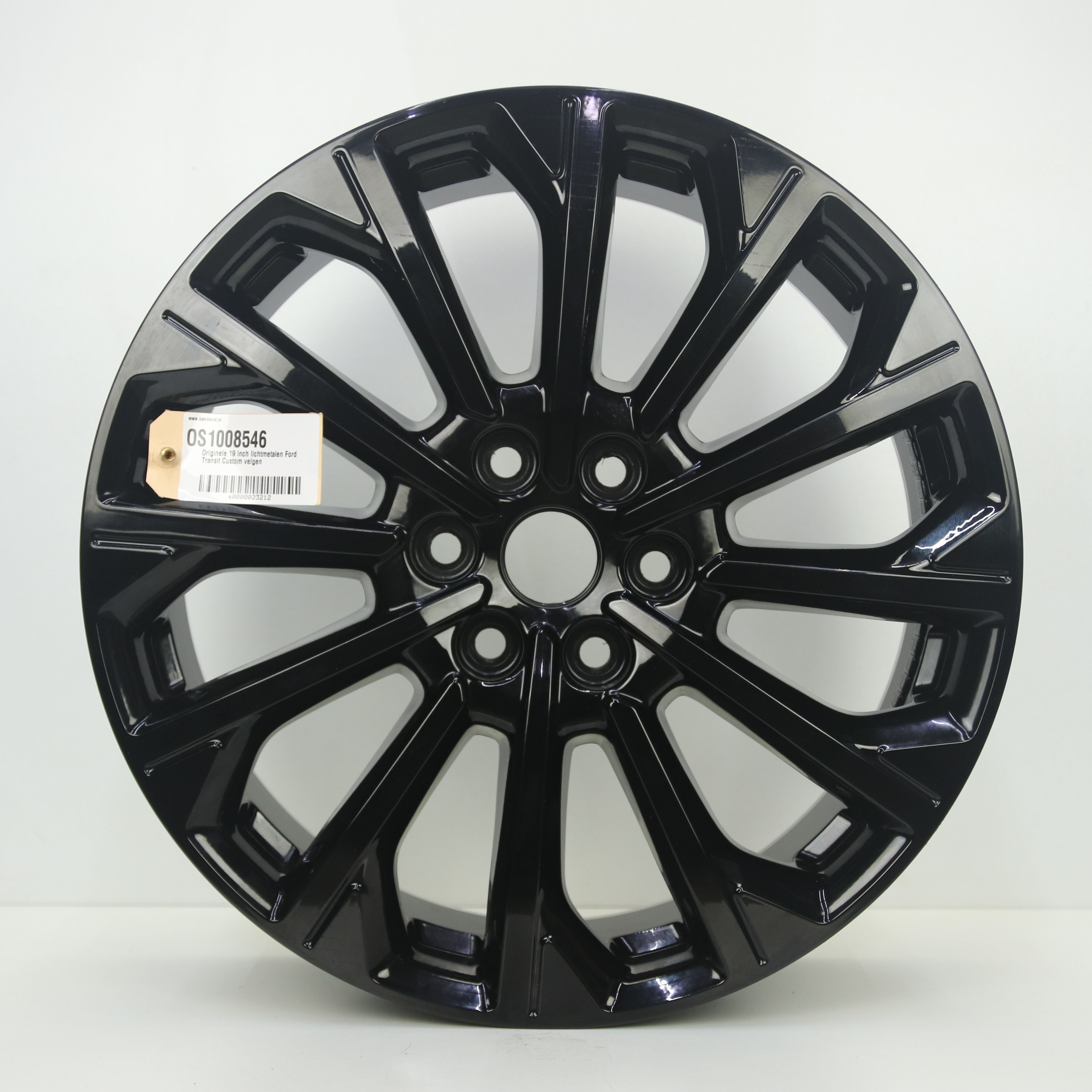 OS1008546 Originele 19 inch lichtmetalen Ford Transit Custom velgen 7.50X19 6X120 ET52.5 NB74.50 Zwart