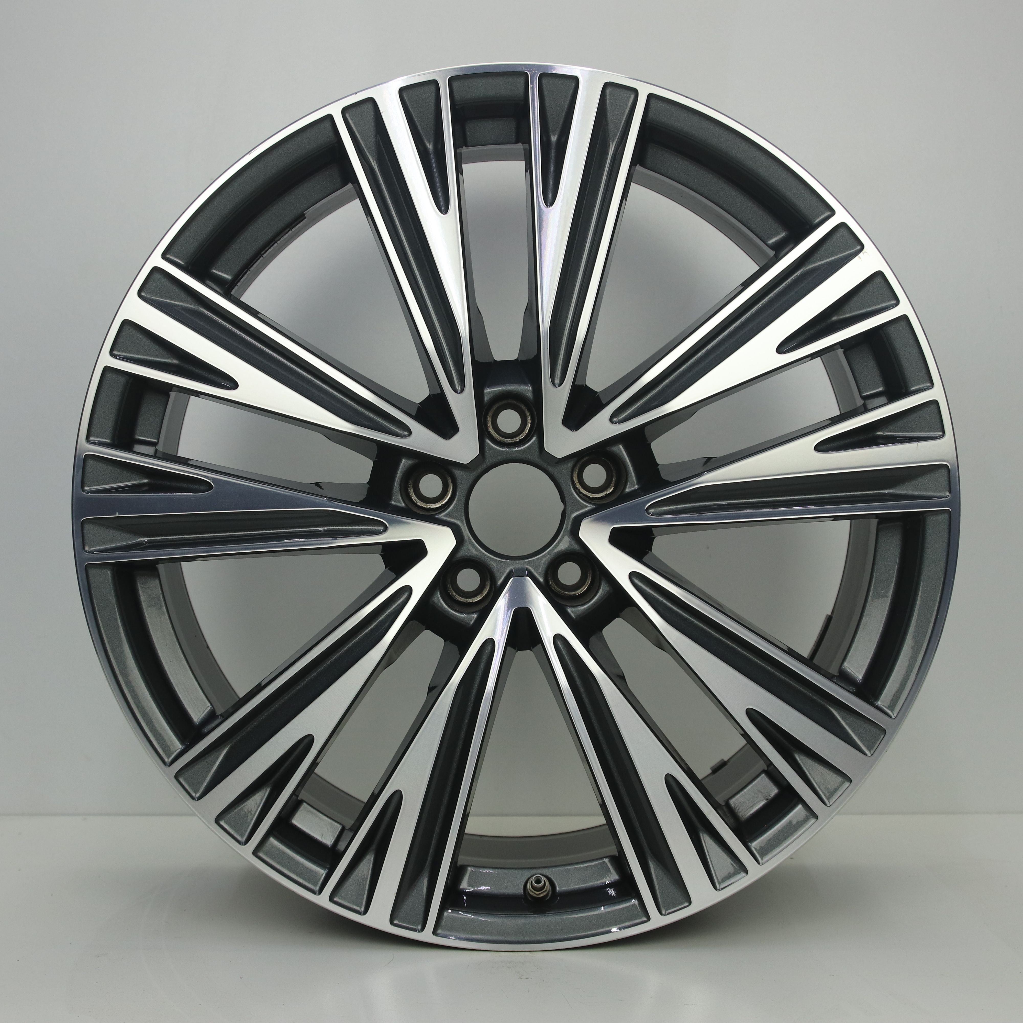 OS1008074 Originele 20 inch lichtmetalen Audi A6 velgen 8.50X20 5X112 ET43.0 NB66.60 Antraciet Gepolijst