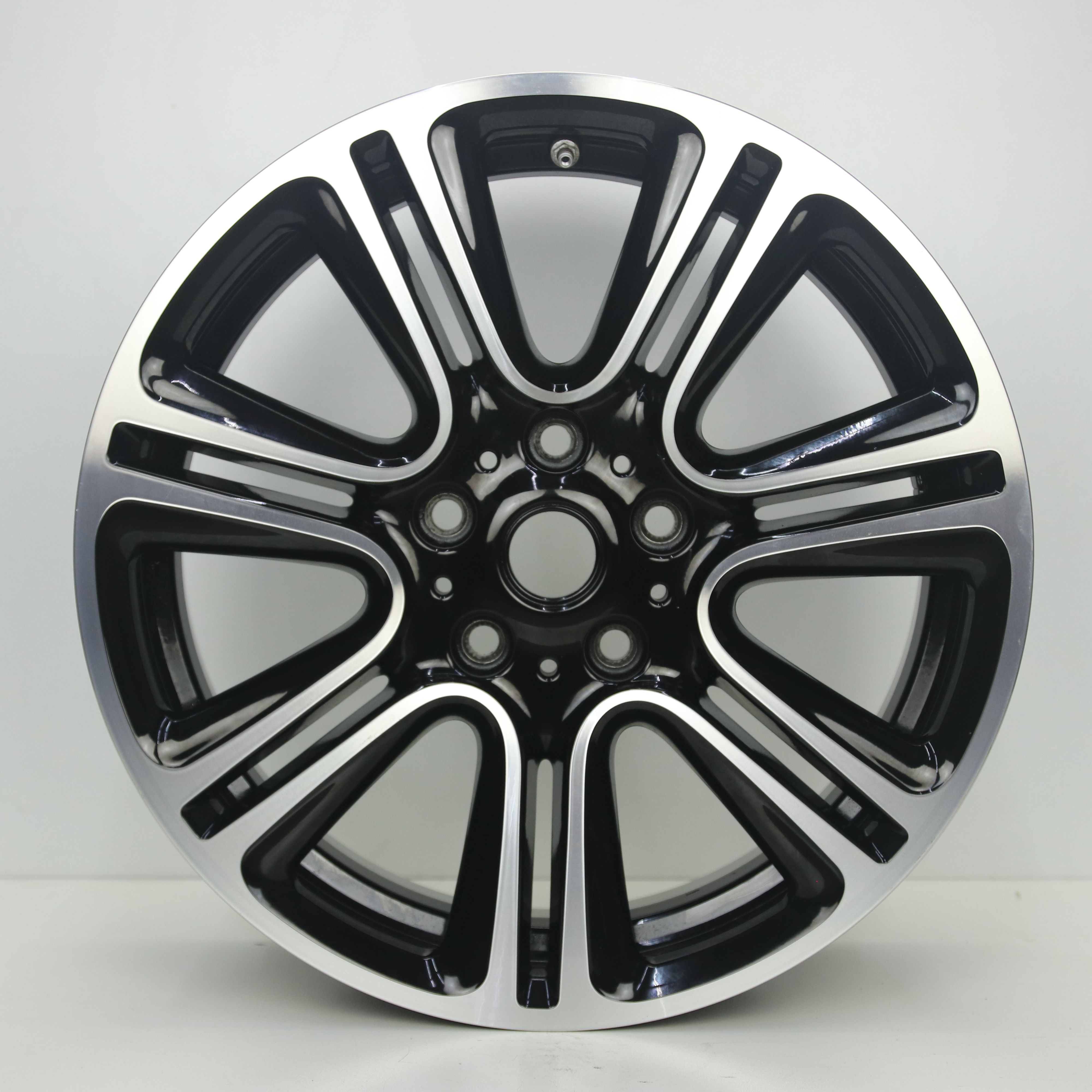 IN1003250 Originele 18 inch lichtmetalen Mini Countryman styling JCW135 velgen 7.50X18 5X120 ET52.0 NB72.60 Zwart Gepolijst