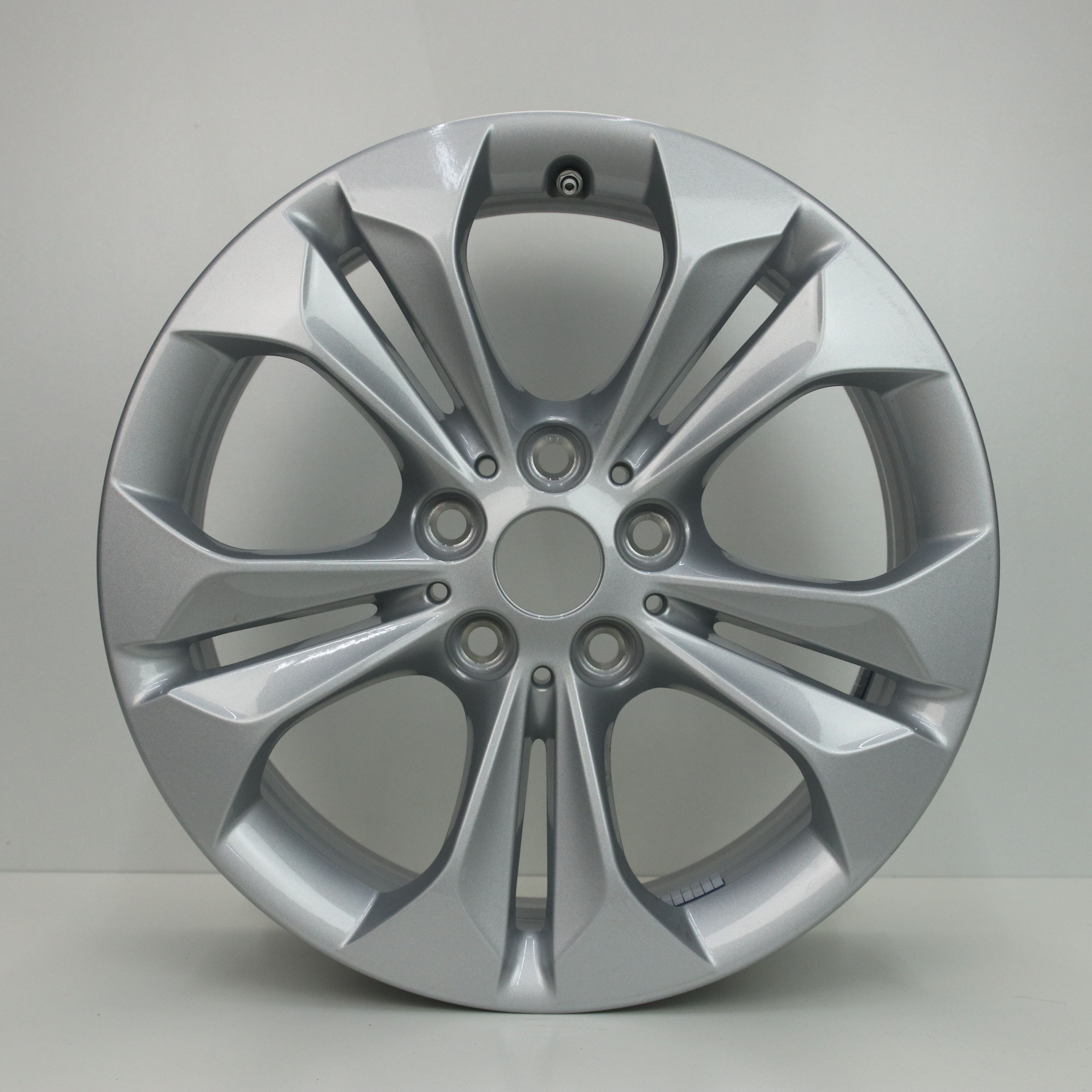 OS1003061 Originele 17 inch lichtmetalen BMW X1 styling 564 velgen 7.50X17 5X112 ET52.0 NB66.60 Zilver