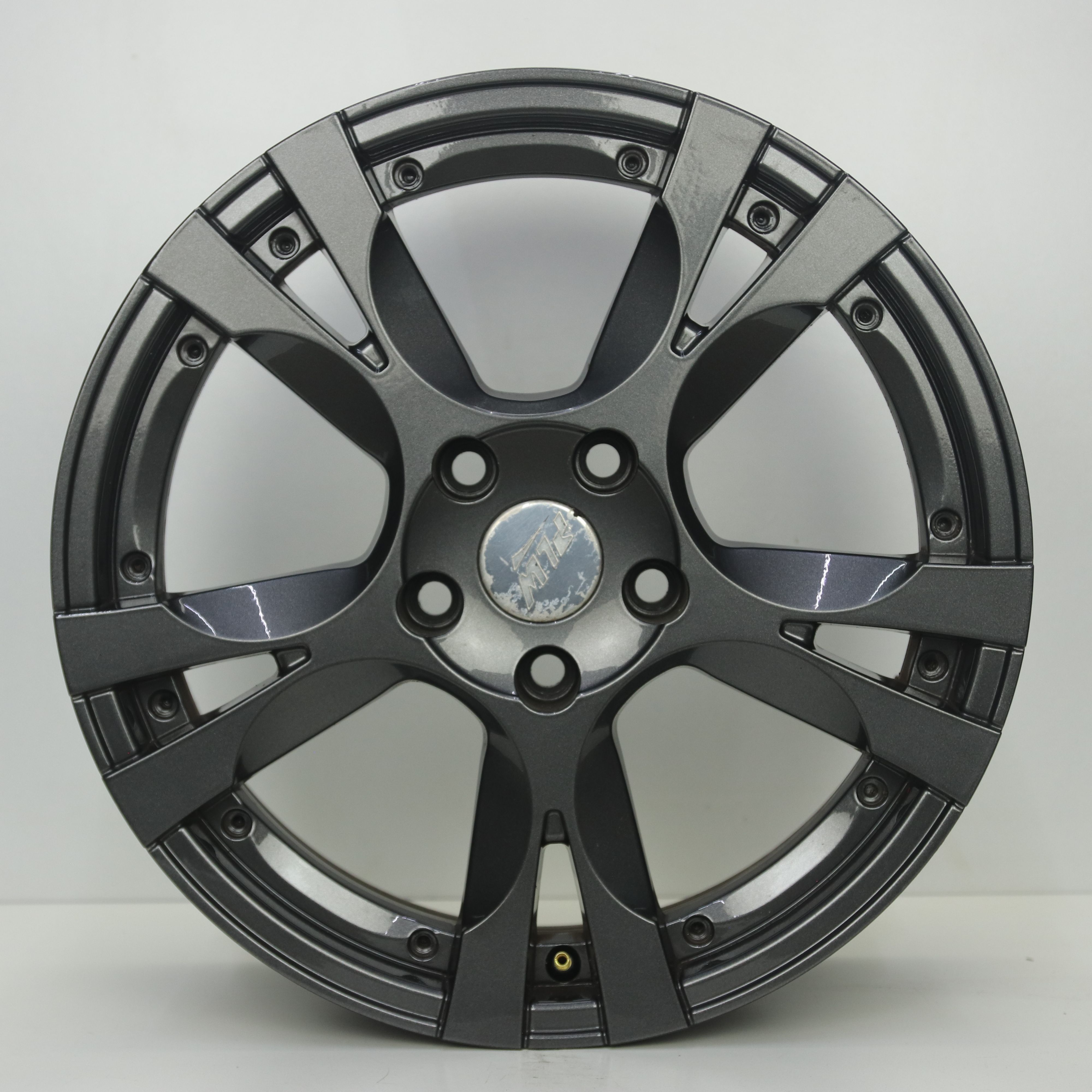 IN1003314 Set 17 inch lichtmetalen PLW velgen 7.50X17 5X114.3 ET40.0 NB74.10 Antraciet