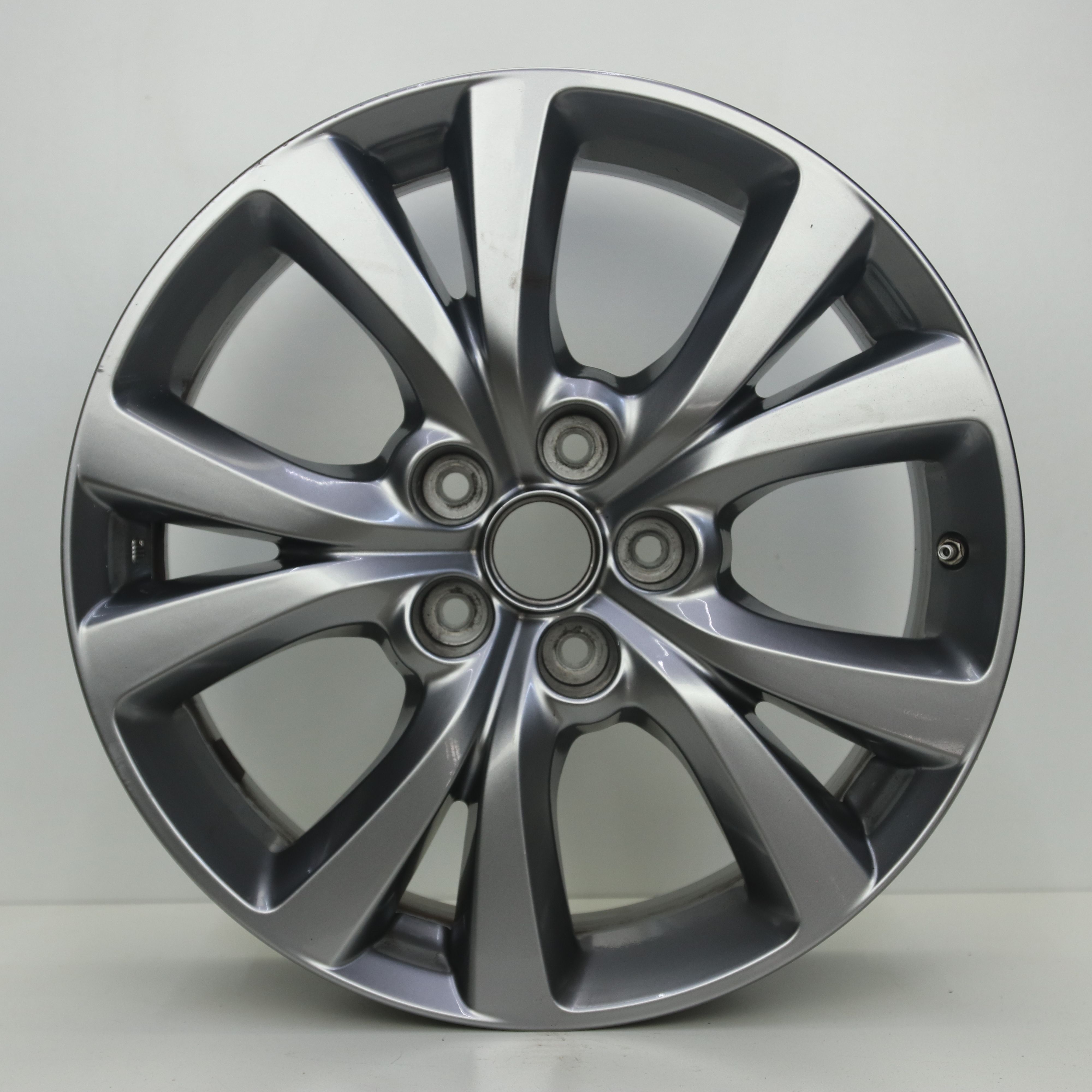 OS1008007 Originele 18 inch lichtmetalen Mazda CX-30 velg 7.00X18 5X114.3 ET45.0 NB67.10 Antraciet
