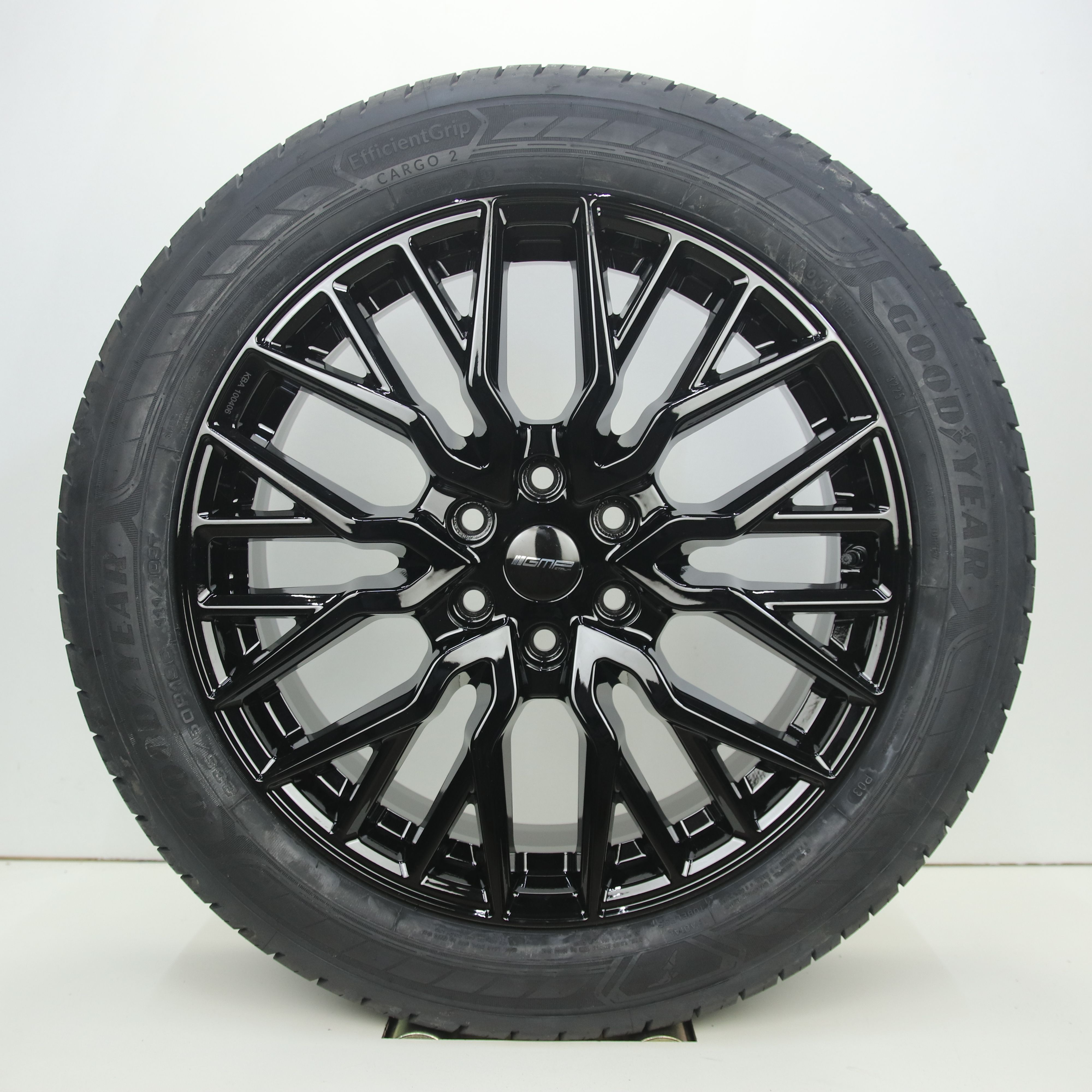 NS1005523 Set 19 inch lichtmetalen GMP Booster velgen 8.00X19 6X120 ET45.0 NB74.60 Zwart