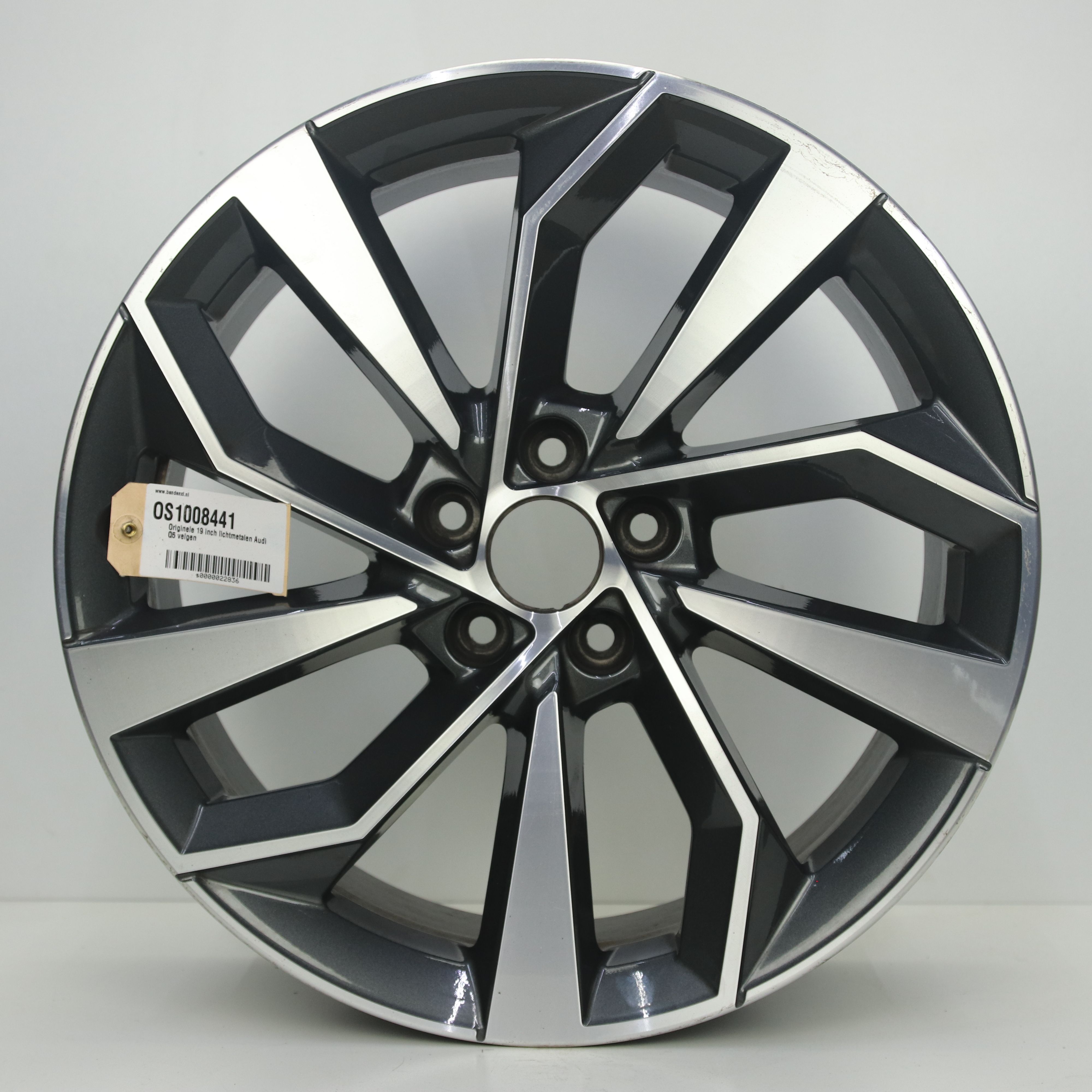 OS1008441 Originele 19 inch lichtmetalen Audi Q5 velgen 8.00X19 5X112 ET39.0 NB66.60 Antraciet gepolijst
