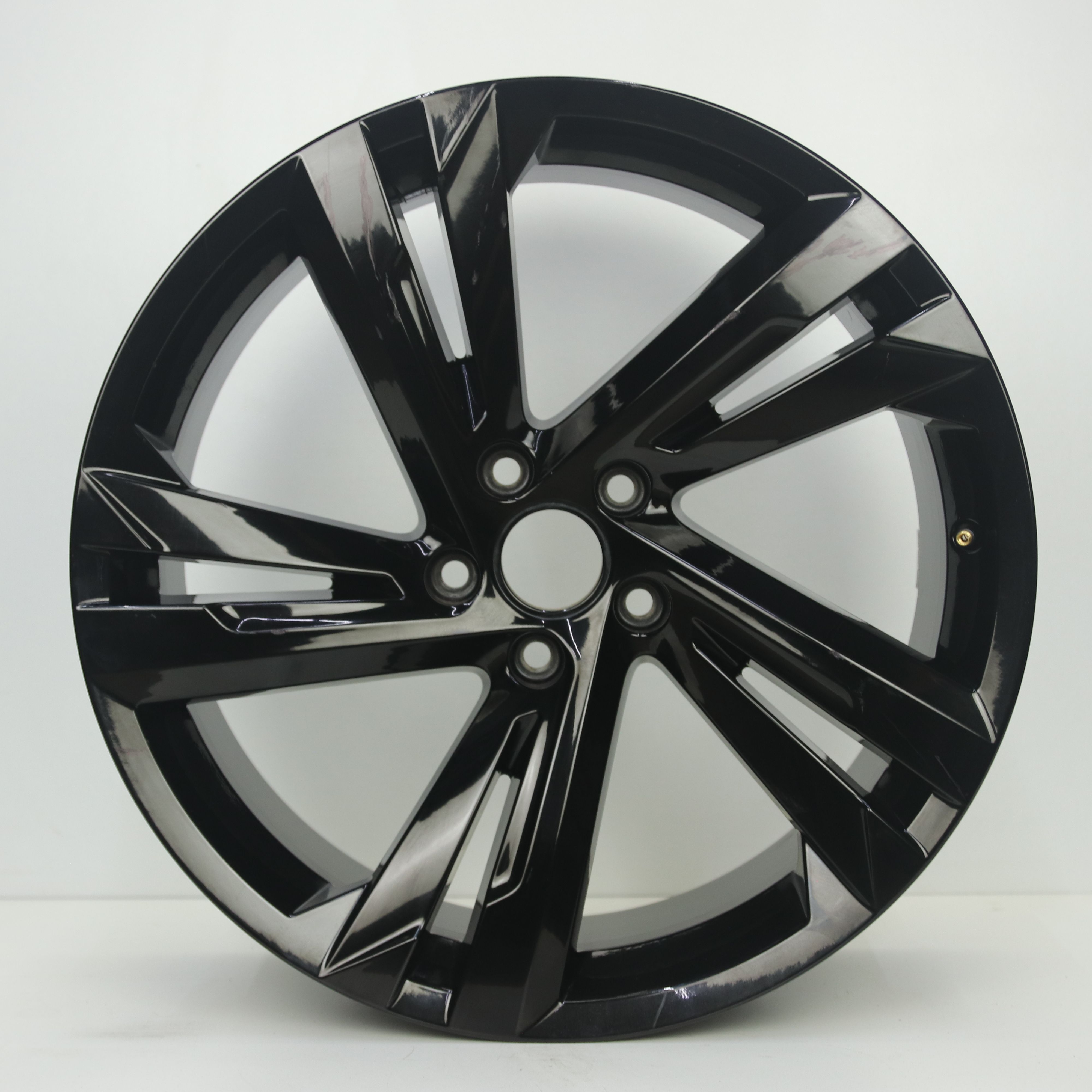 OS1008498 Originele 19 inch lichtmetalen Volkswagen Tiguan r-line (Valencia) velgen 8.50X19 5X112 ET38.0 NB57.10 Zwart