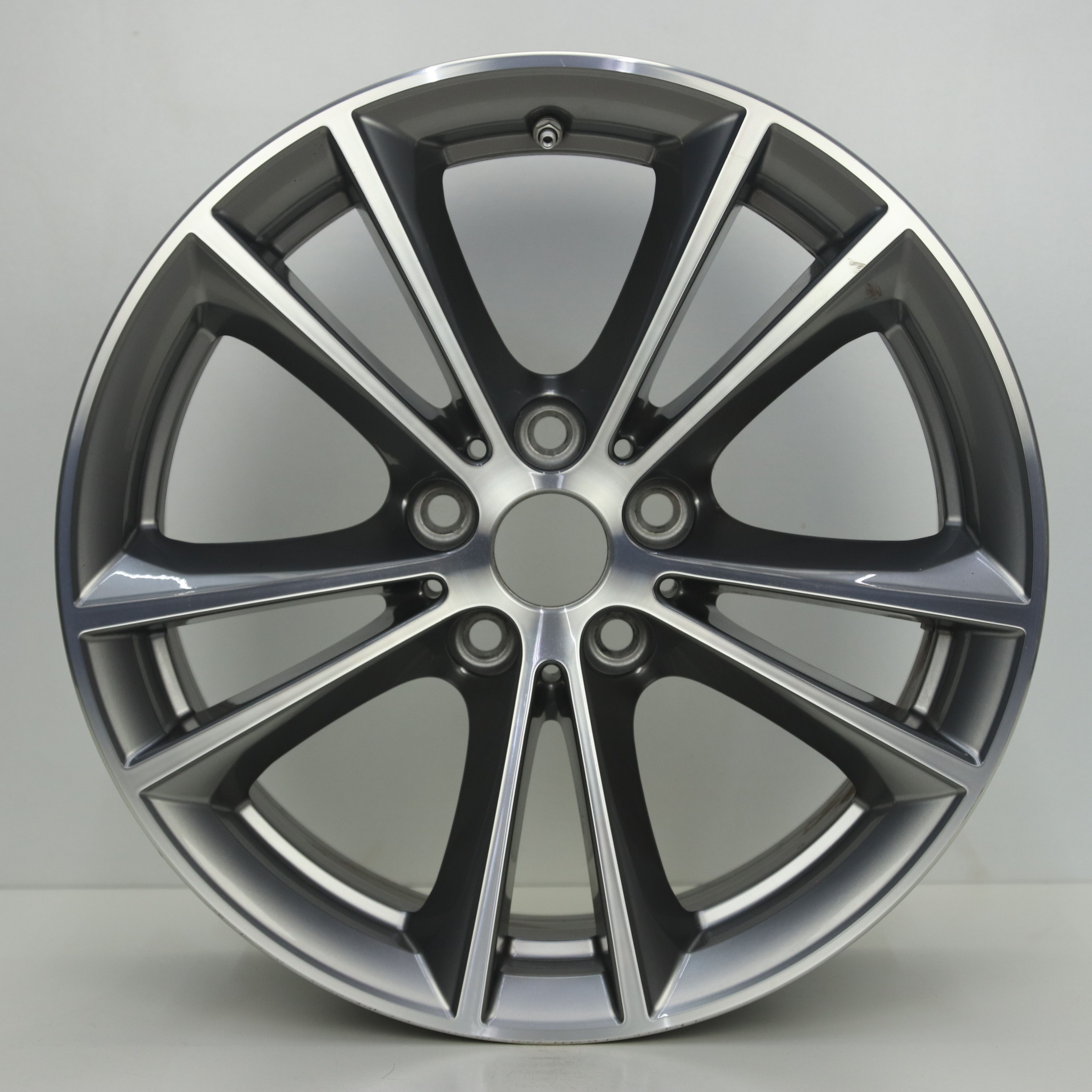 OS1008233 Originele 17 inch lichtmetalen BMW 5-serie styling 631 velgen 7.50X17 5X112 ET27.0 NB66.60 Antraciet Gepolijst