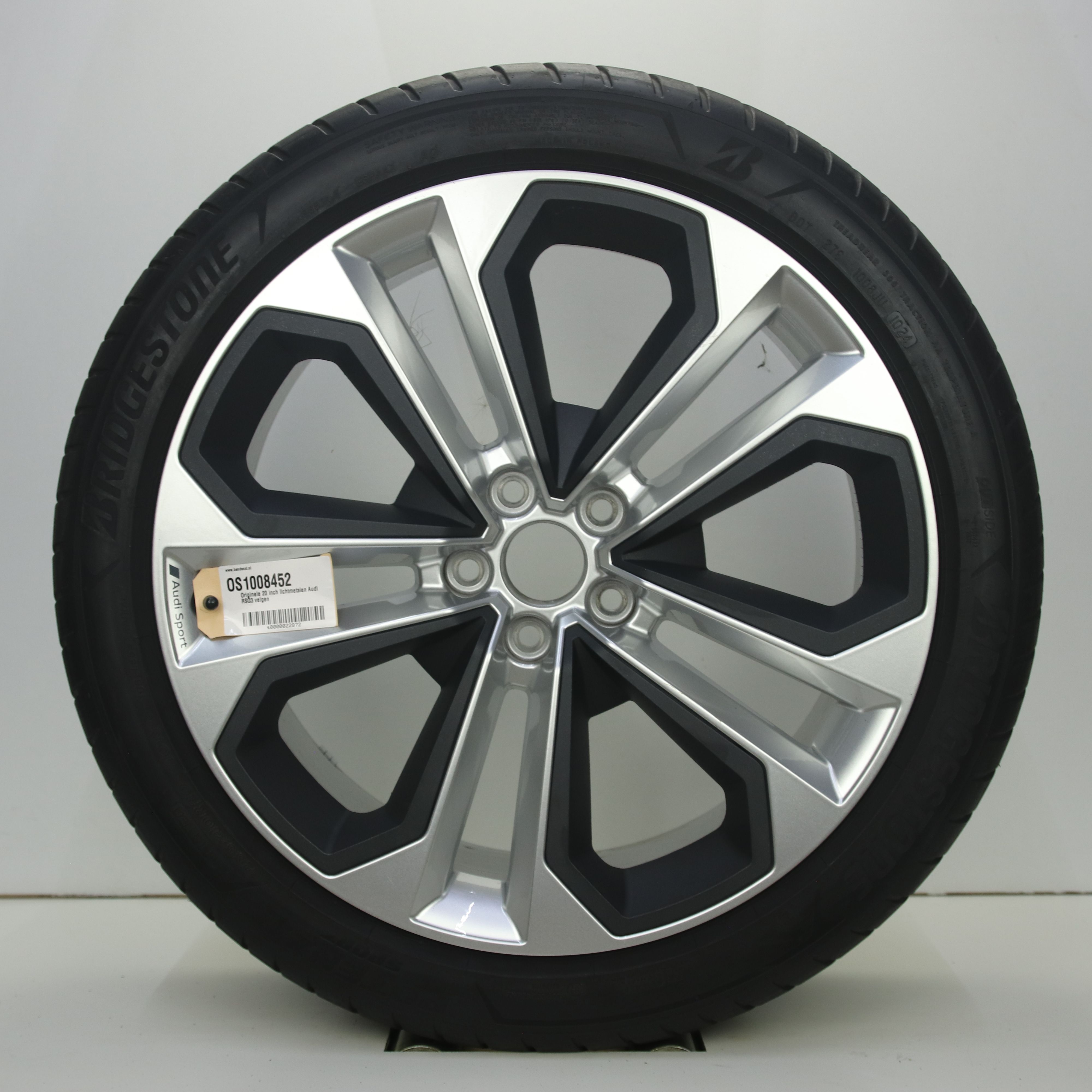 OS1008452 Originele 20 inch lichtmetalen Audi RSQ3 velgen 8.50X20 5X112 ET38.0 NB57.10 Zilver