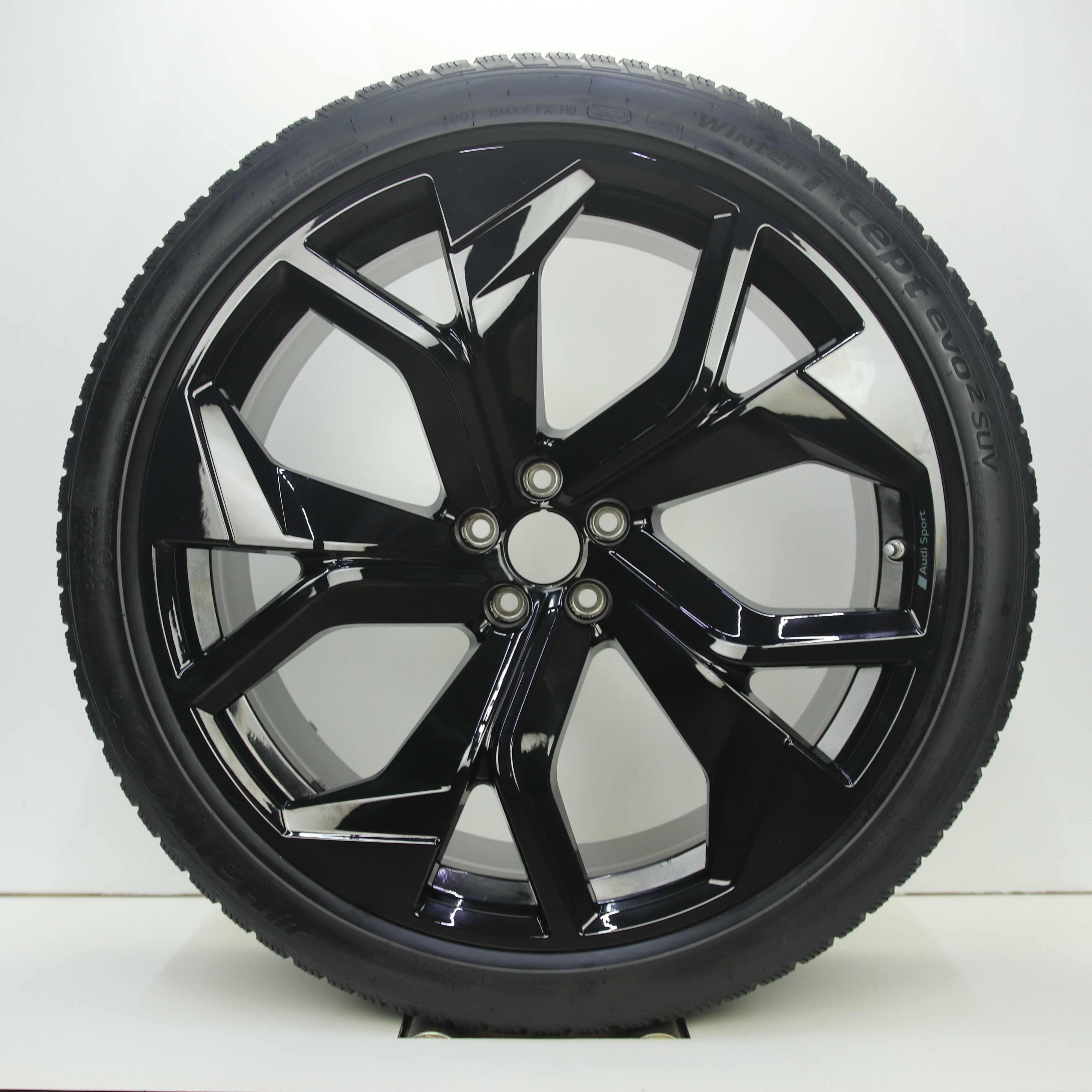 IN1003308 Originele 23 inch lichtmetalen Audi SQ8 velgen 10.50X23 5X112 ET18.0 NB66.60 Zwart