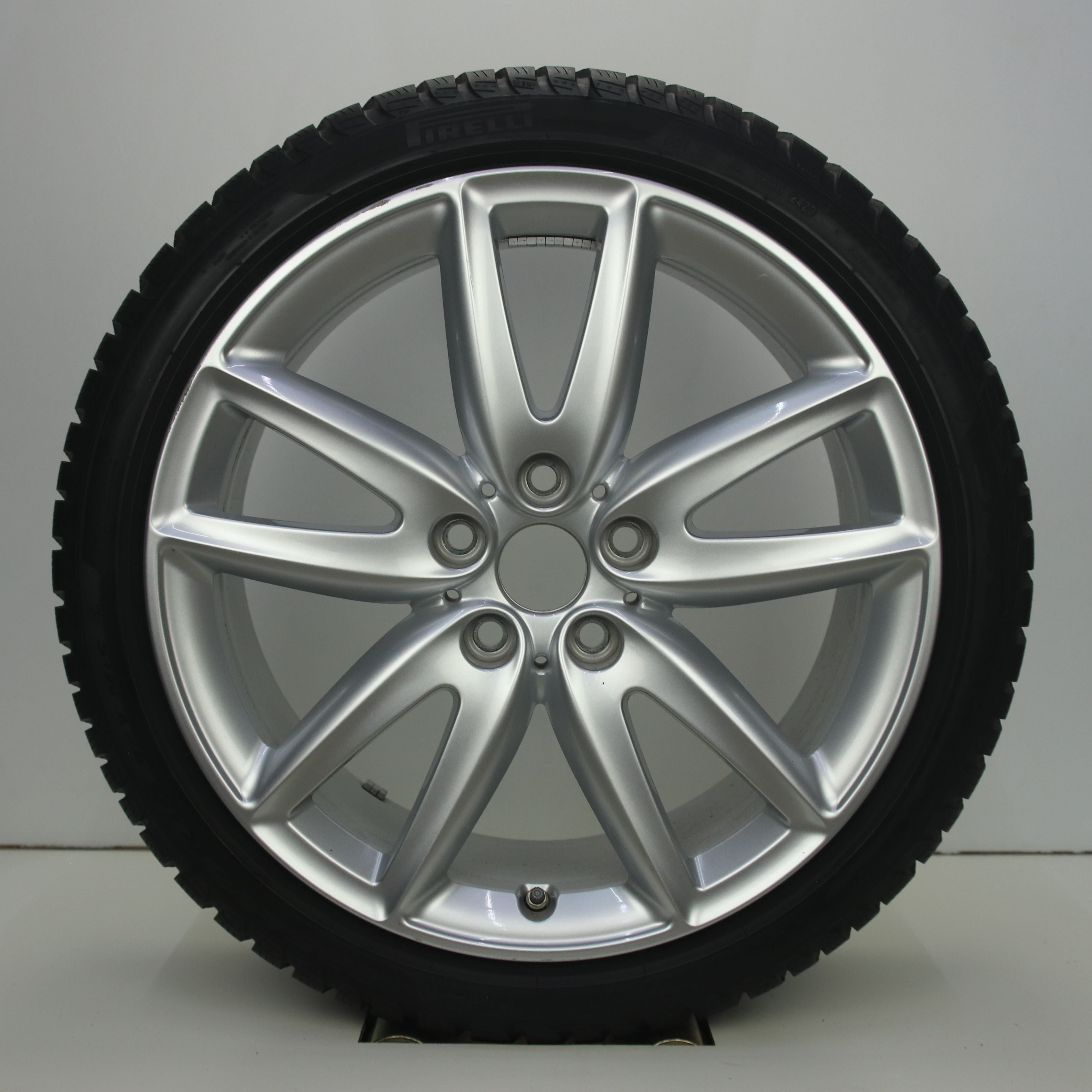OS1008265 Originele 18 inch lichtmetalen Mini Clubman styling JCW815 velgen 8.00X18 5X112 ET54.0 NB66.60 Zilver
