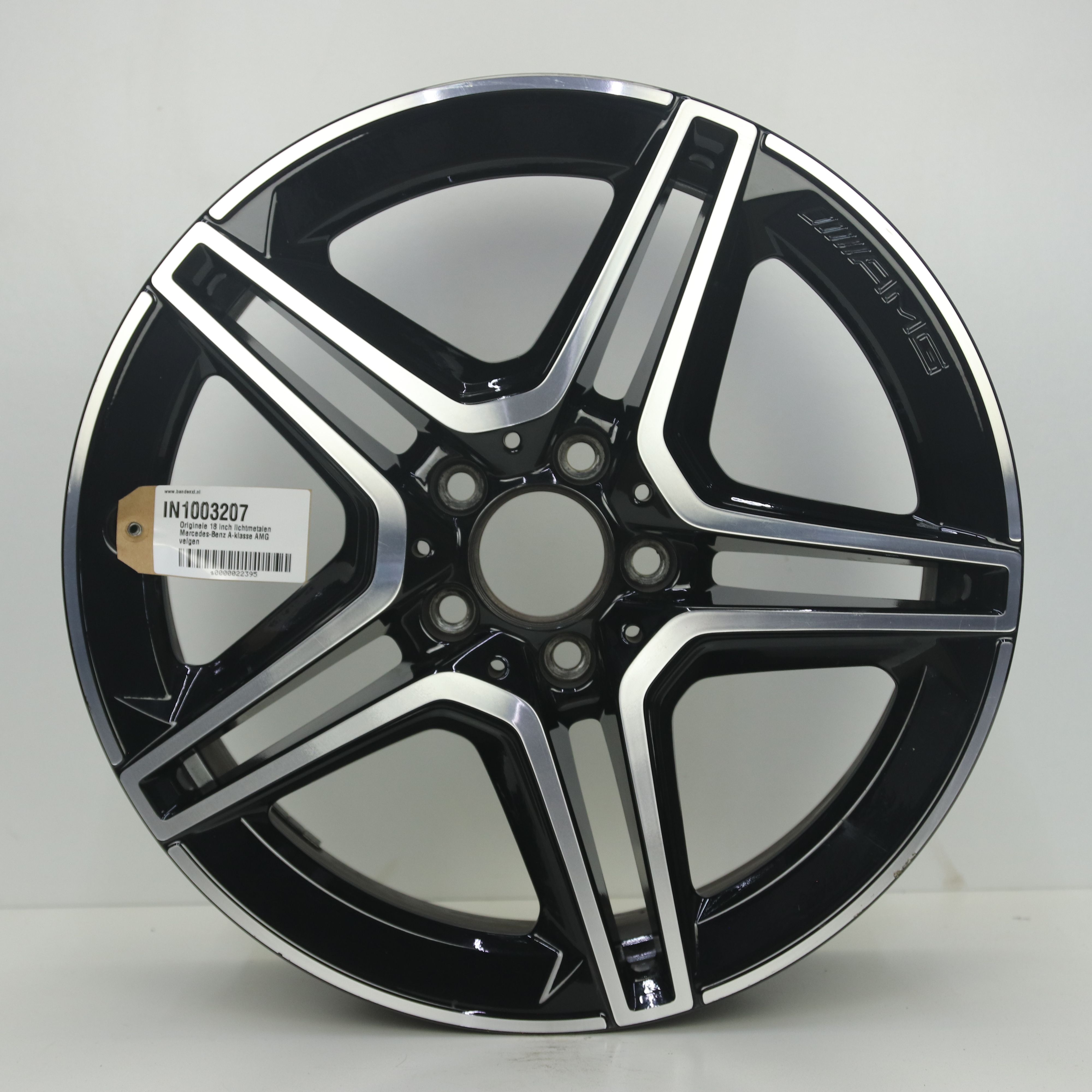 IN1003207 Originele 18 inch lichtmetalen Mercedes-Benz A-klasse AMG velgen 7.50X18 5X112 ET49.0 NB66.60 Zwart Gepolijst