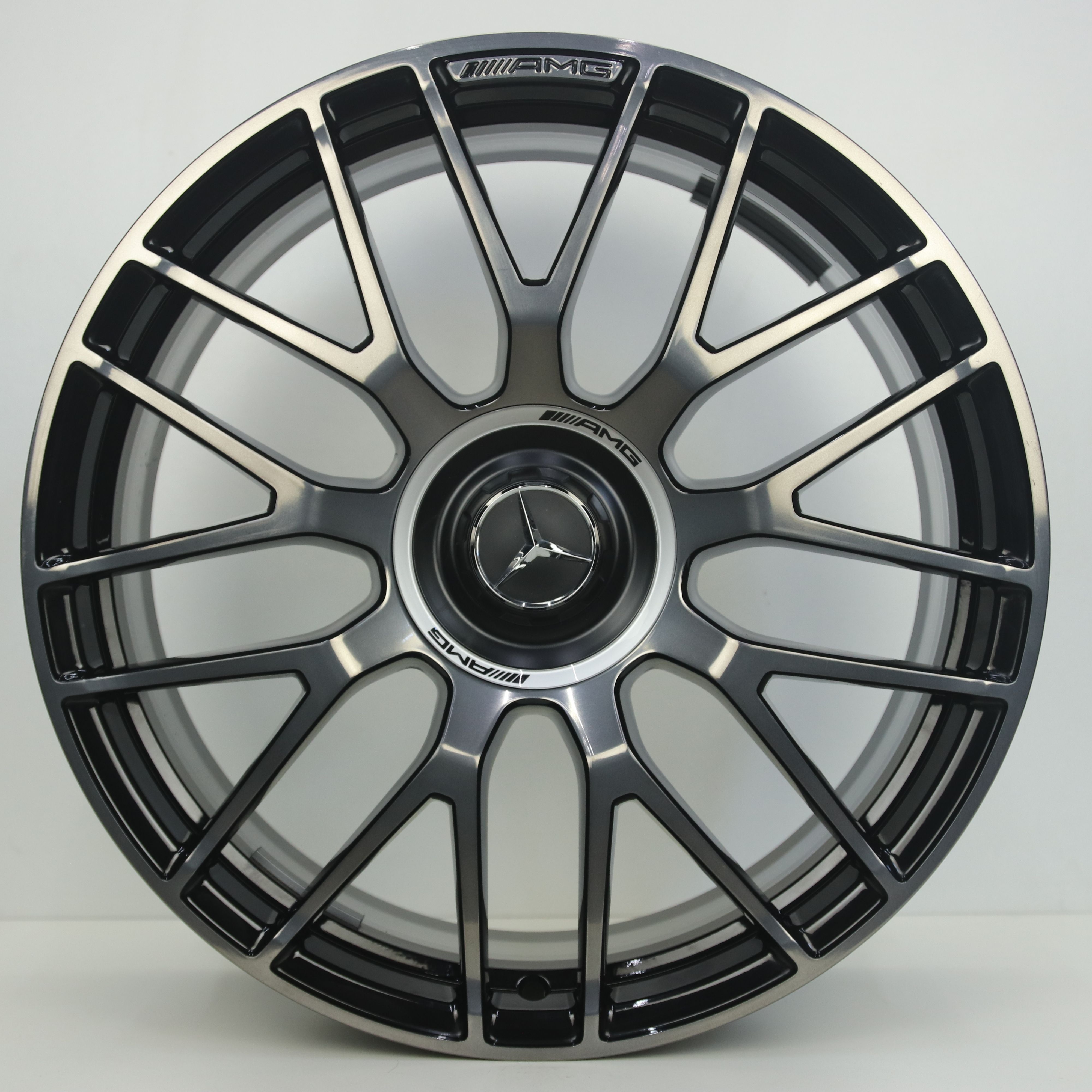 OS1007998 Originele 19/20 inch lichtmetalen Mercedes-Benz GTS AMG velgen (Breedset) 9.00X19 5X112 ET61.0 NB66.60 Zwart gepolijst