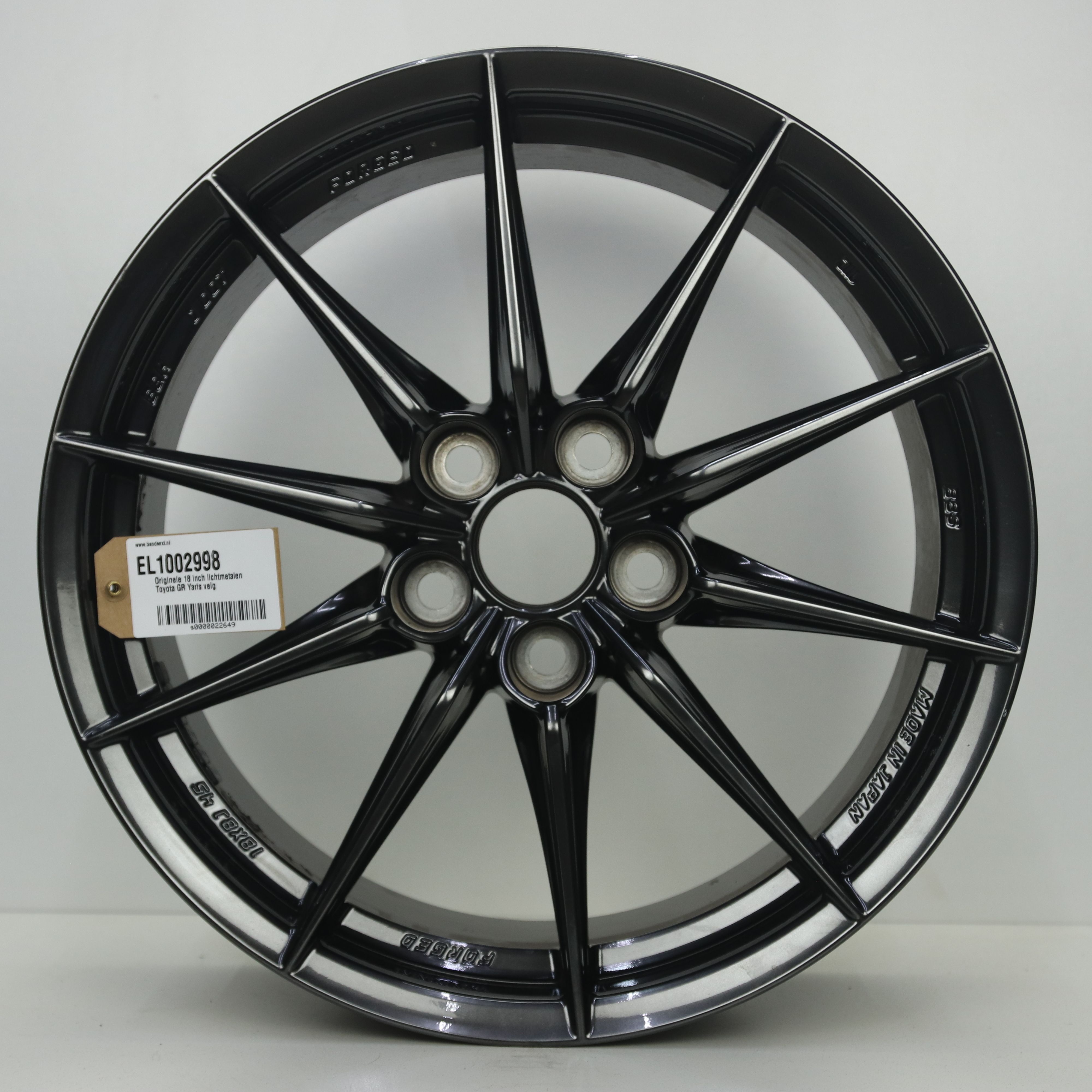 EL1002998 Originele 18 inch lichtmetalen Toyota GR Yaris velg 8.00X18 5X114.3 ET45.0 NB60.10 Antraciet