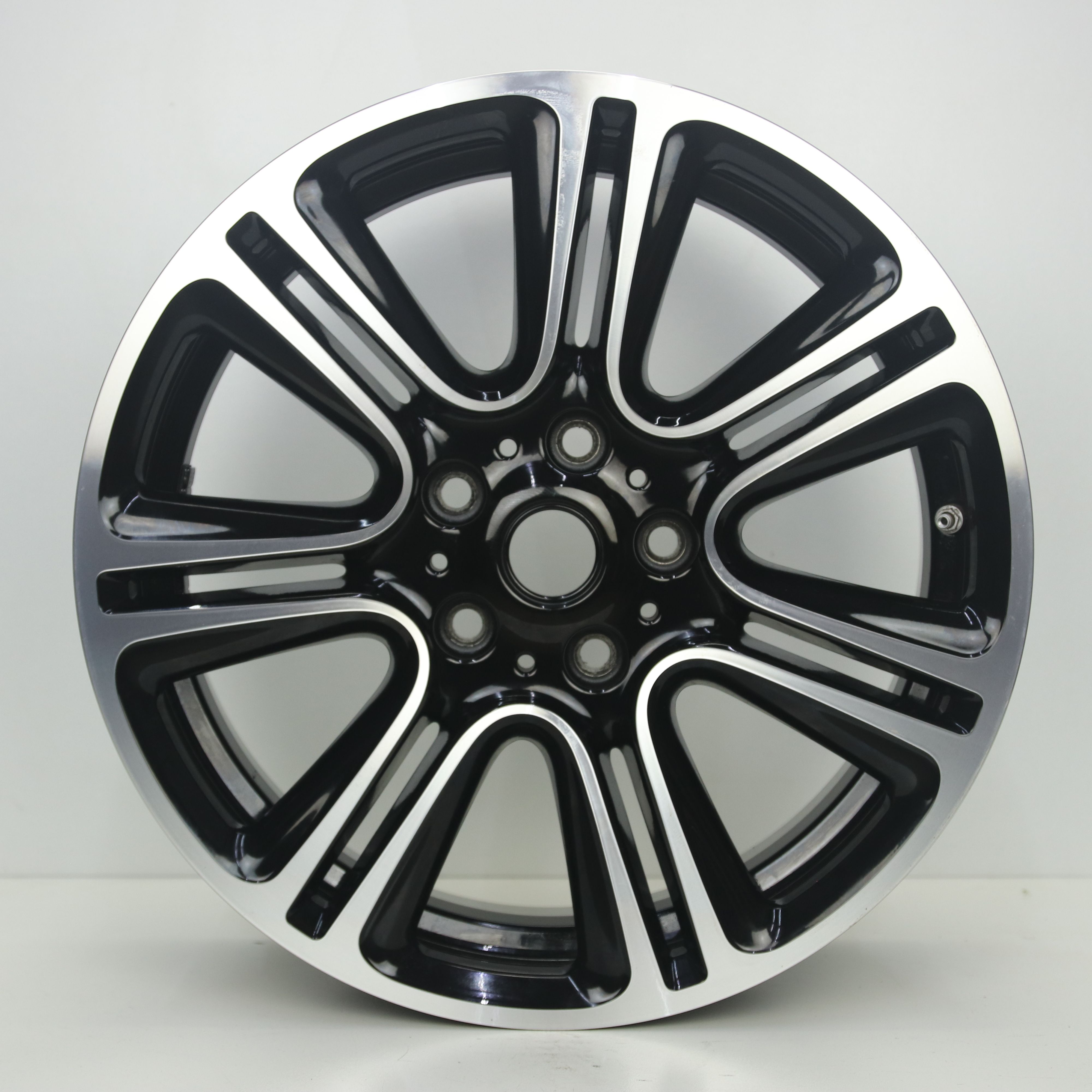 IN1003250 Originele 18 inch lichtmetalen Mini Countryman styling JCW135 velgen 7.50X18 5X120 ET52.0 NB72.60 Zwart Gepolijst