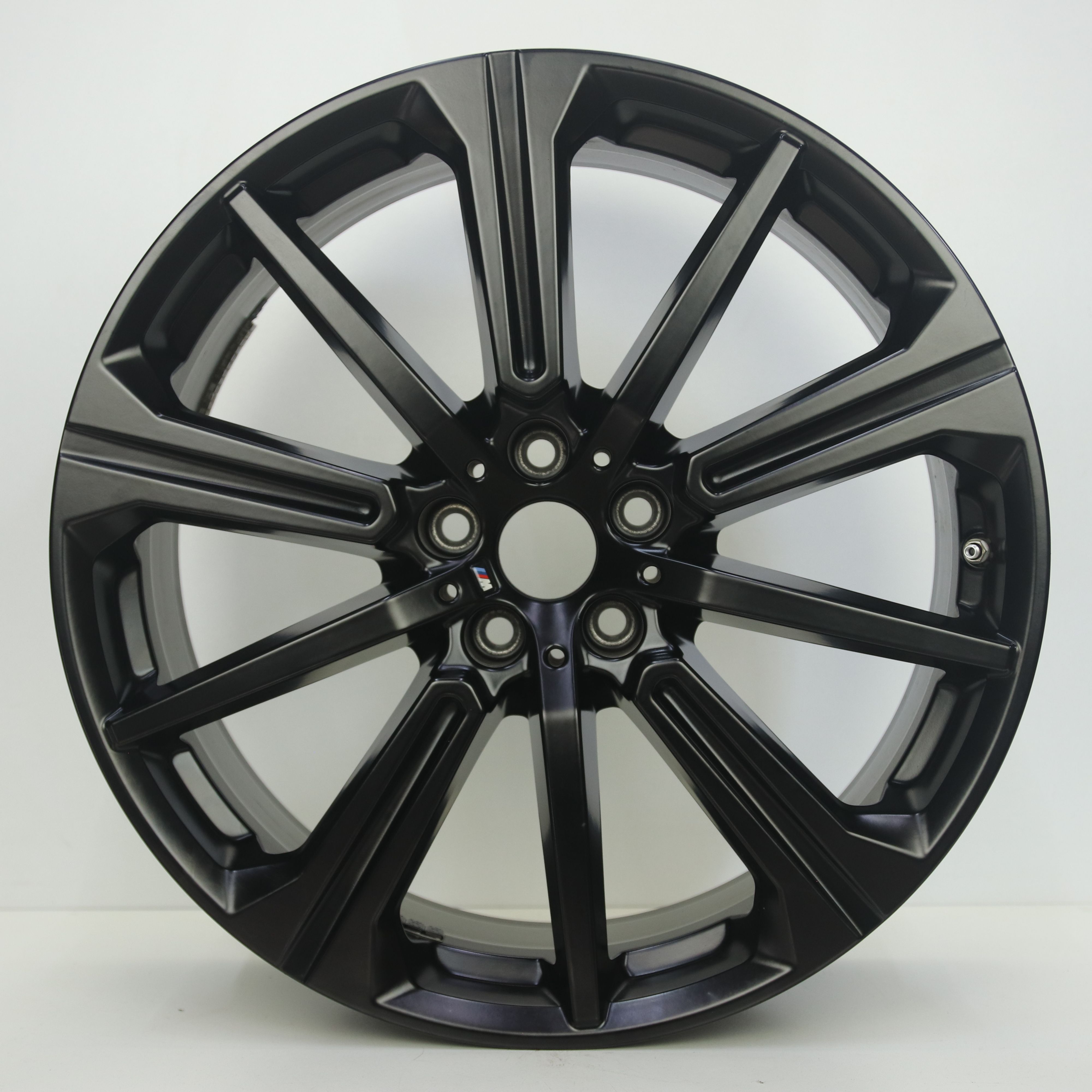 IN1003306 Originele 20 inch lichtmetalen BMW X5 styling 748 velgen 9.00X20 5X112 ET35.0 NB66.60 Mat zwart