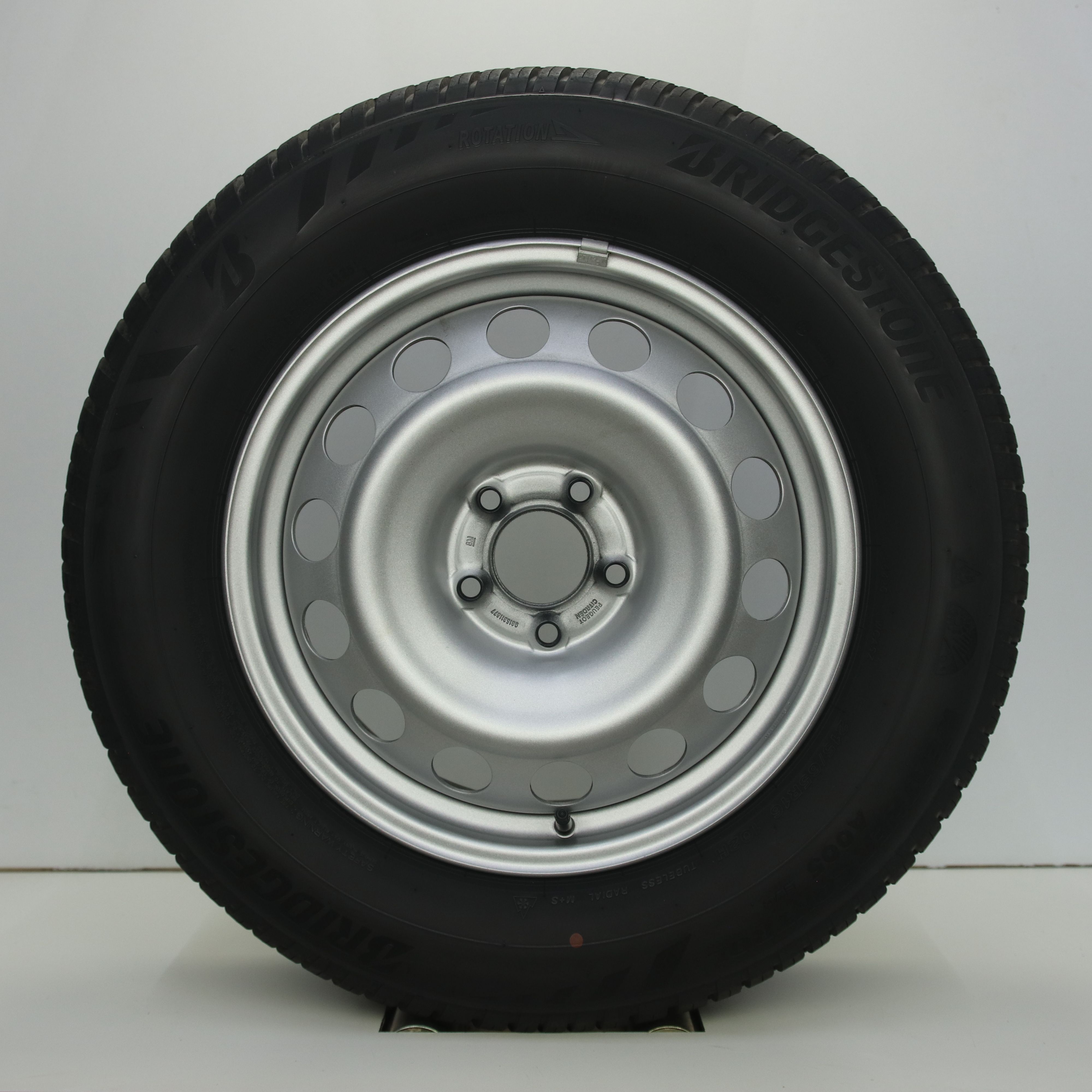 OS1008240 Originele 16 inch stalen Citroen/Peugeot velgen (set complet met banden) 6.50X16 5X108 ET47.0 NB65.10 Zilver
