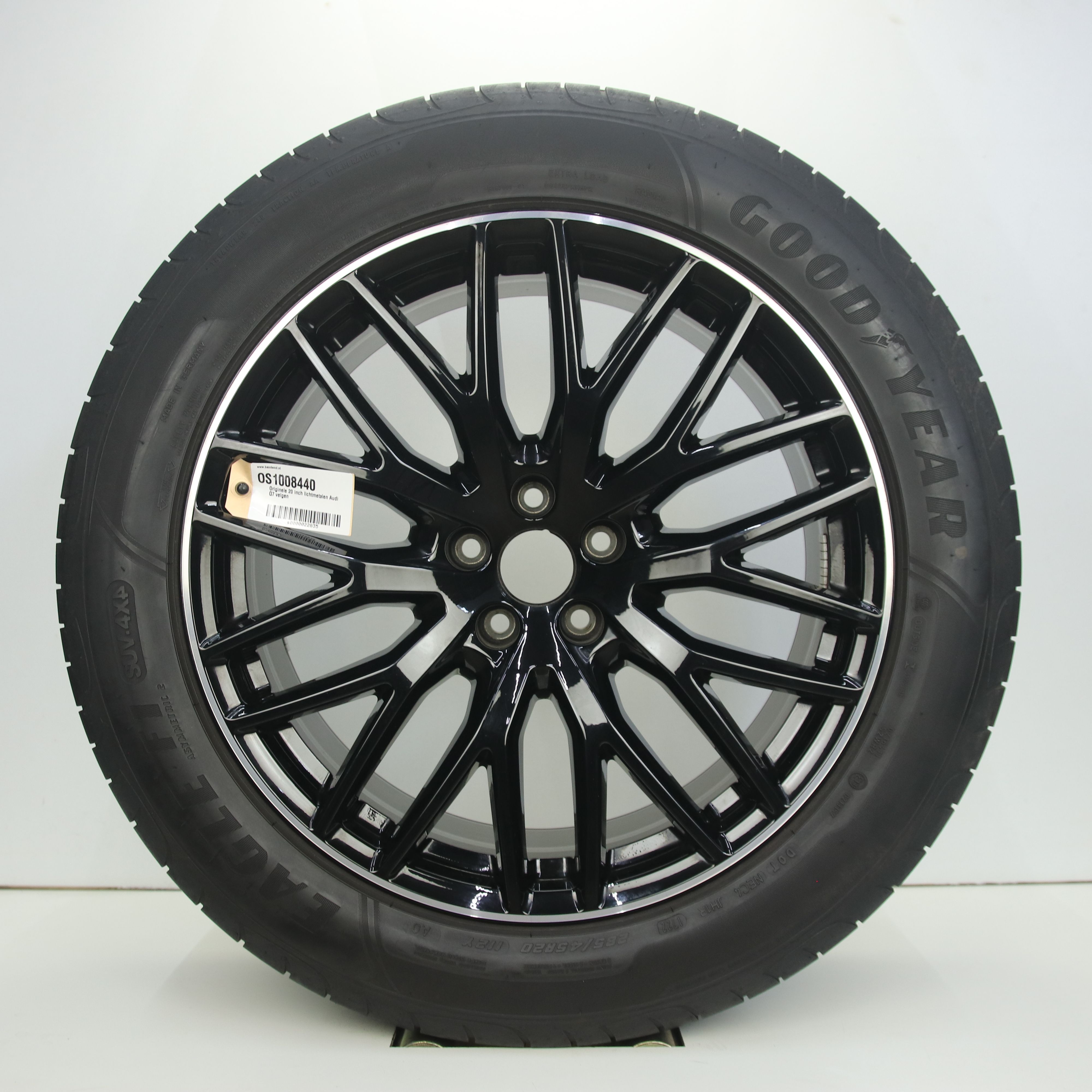 OS1008440 Originele 20 inch lichtmetalen Audi Q7 velgen 9.00X20 5X112 ET33.0 NB66.60 Zwart gepolijst (lip)