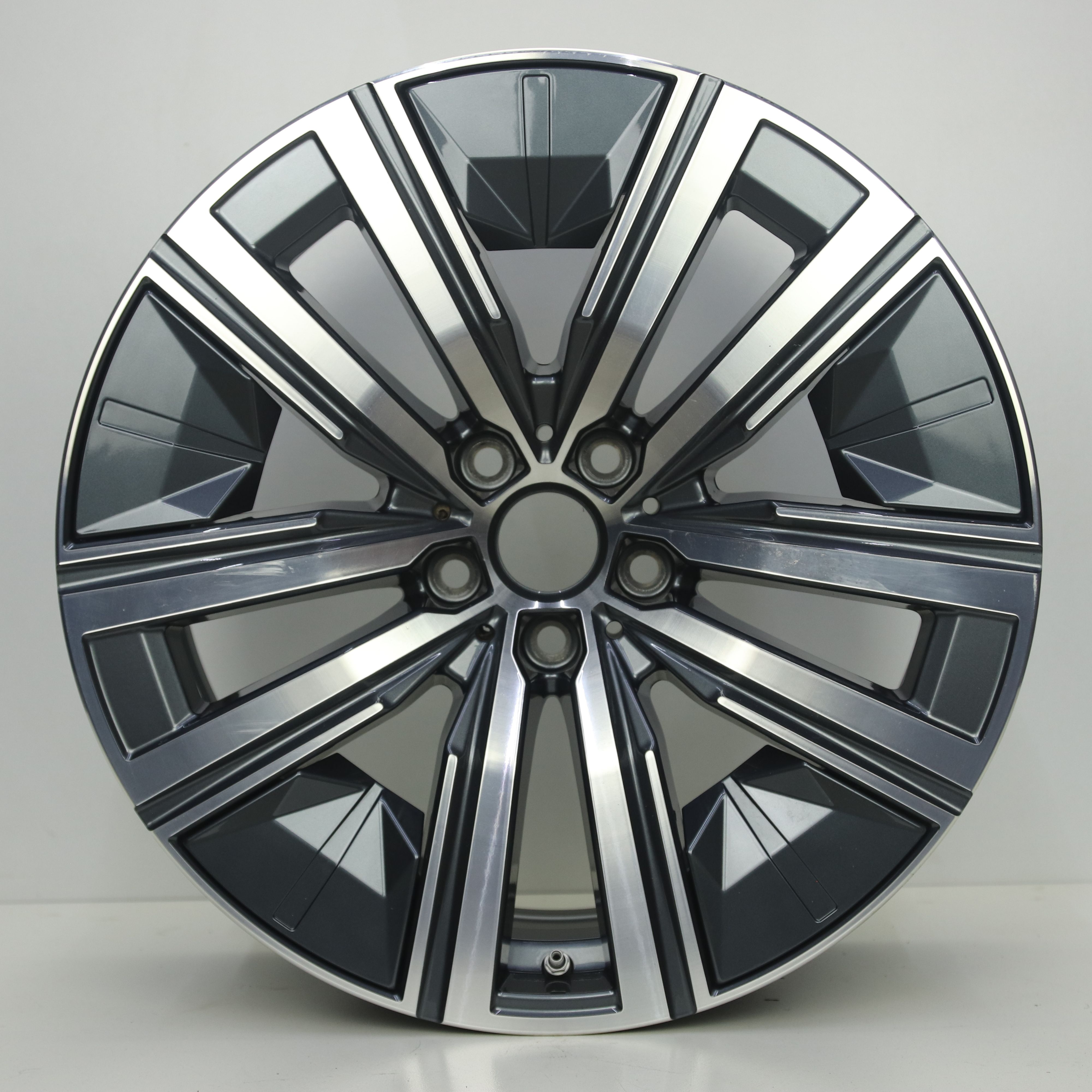 OS1008550 Originele 19 inch lichtmetalen BMW 7-Serie styling 904 velgen 8.50X19 5X112 ET26.0 NB66.60 Antraciet gepolijst