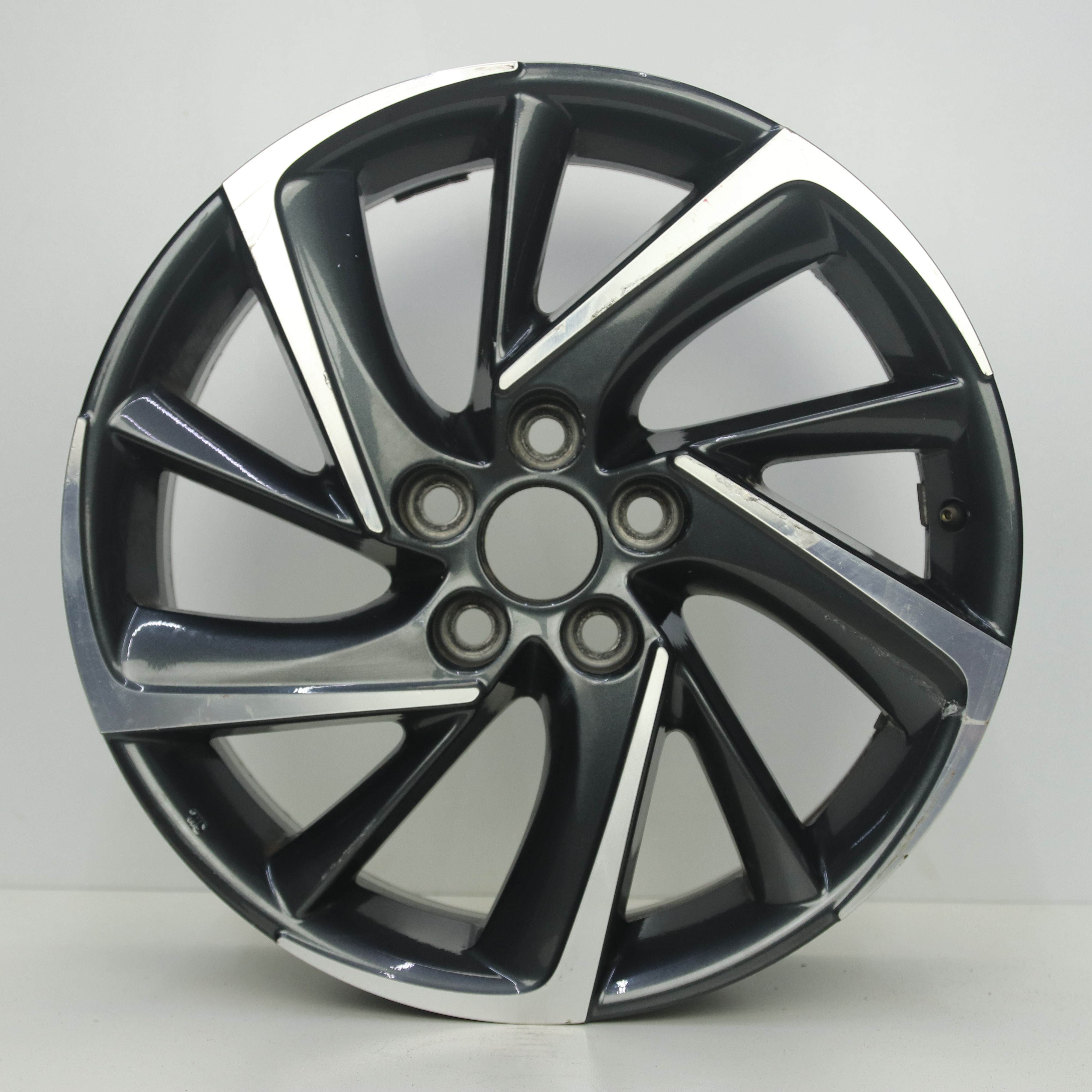 OS1008326 Originele 18 inch lichtmetalen Toyota velgen 7.00X18 5X114.3 ET50.0 NB60.10 Antraciet Gepolijst