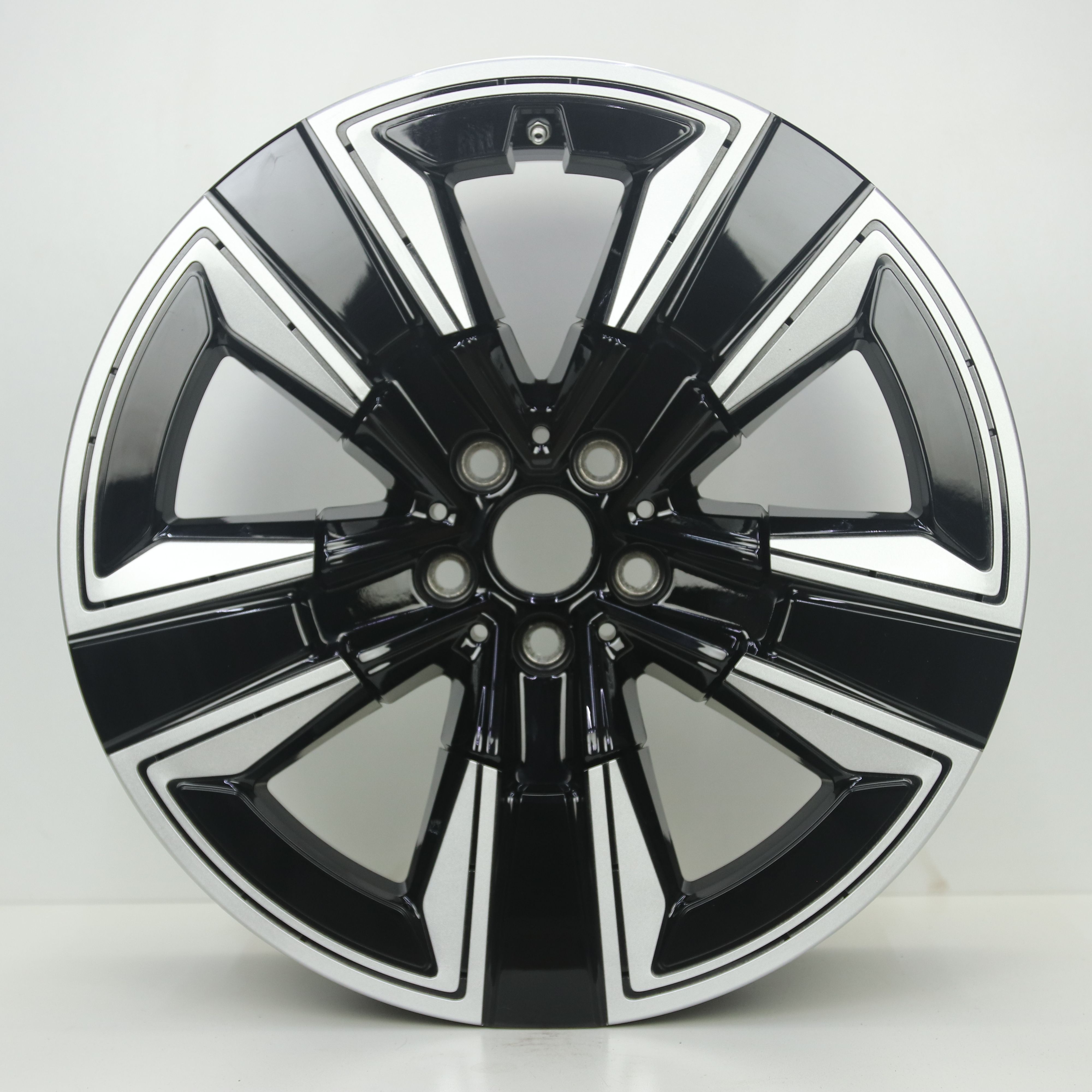 OS1008205 Originele 19 inch lichtmetalen BMW iX3 styling 842 velgen 8.00X19 5X112 ET34.0 NB66.60 Zwart gepolijst