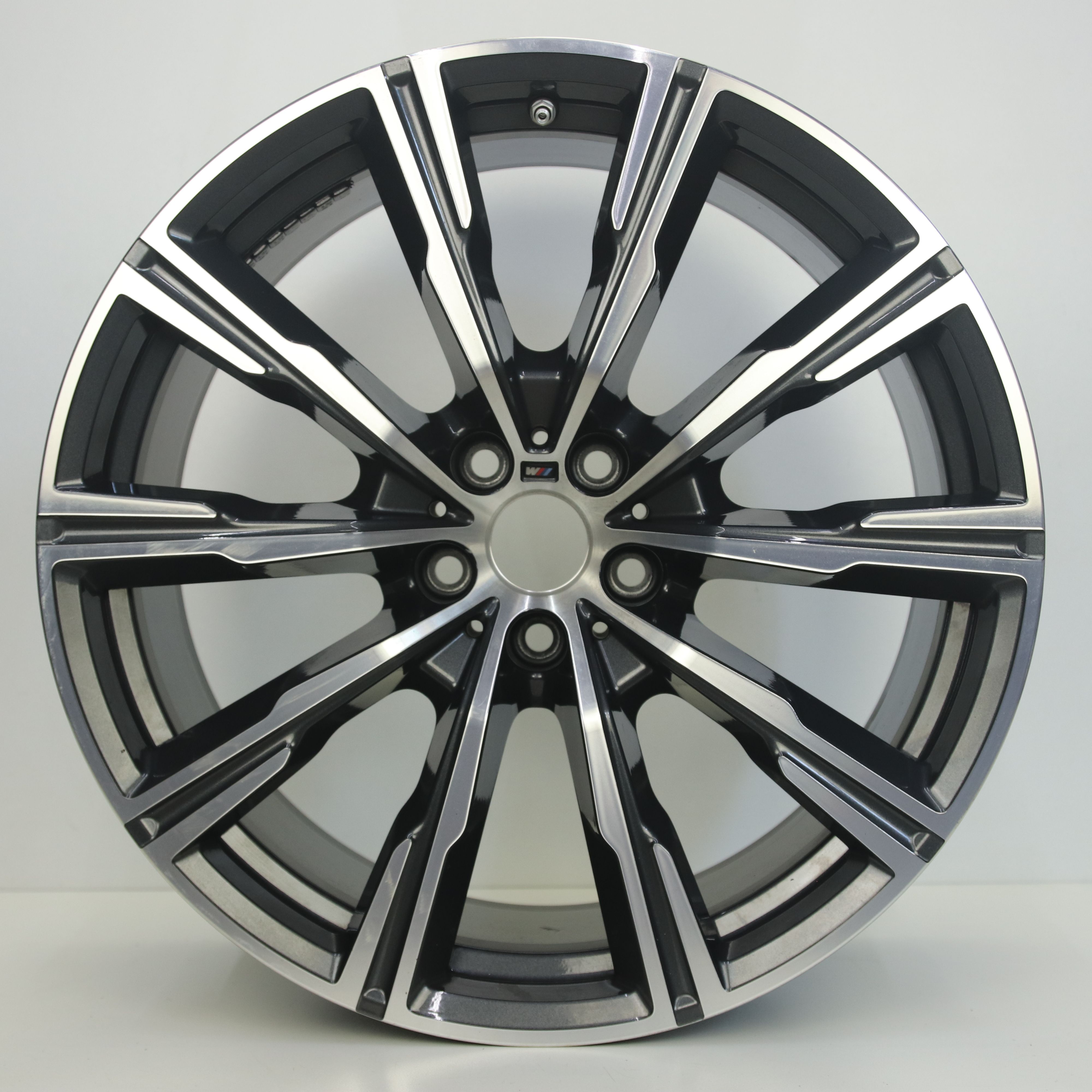 OS1008300 Originele 20 inch lichtmetalen BMW X5 styling 740M velgen (breedset) 9.00X20 5X112 ET35.0 NB66.60 Antraciet gepolijst