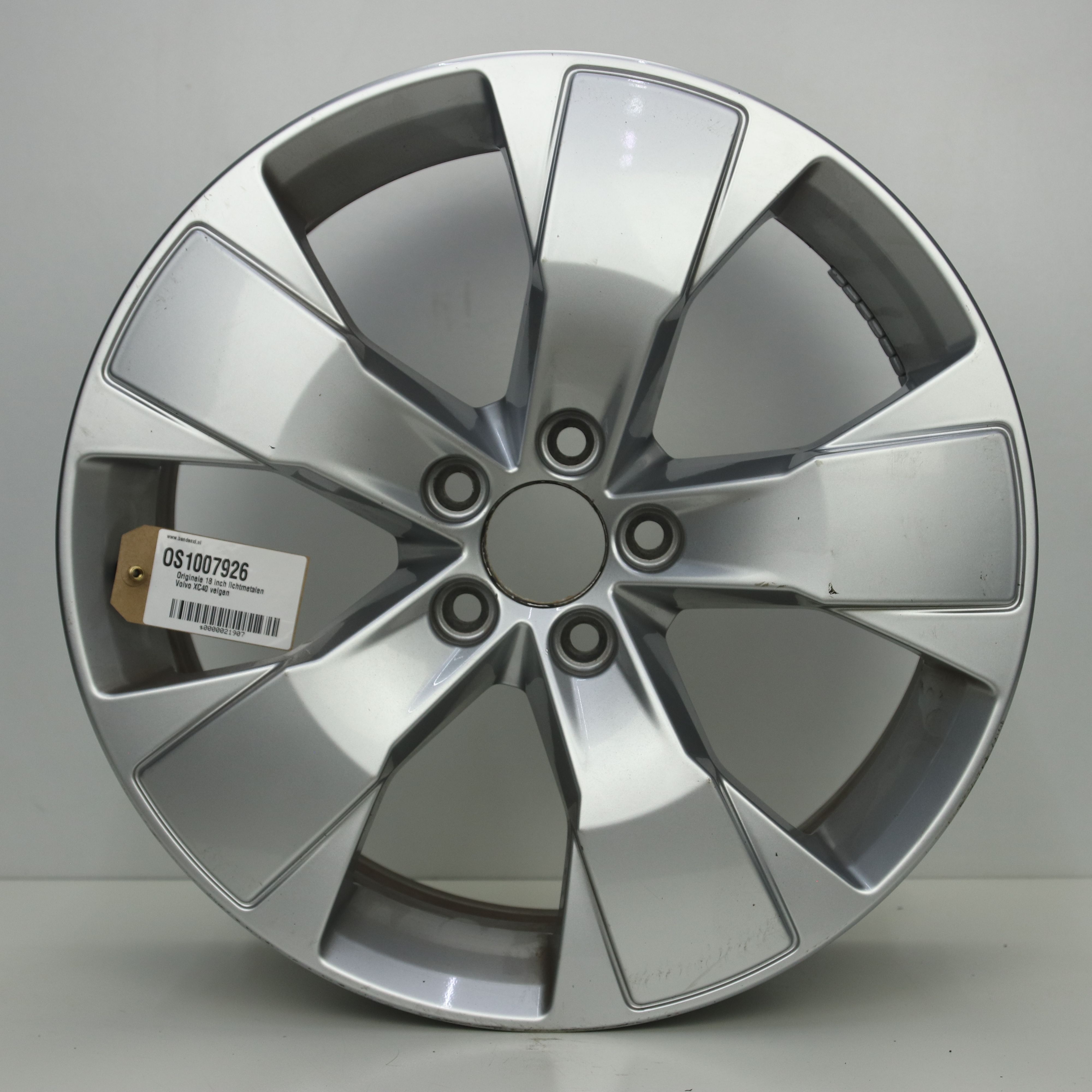 OS1007926 Originele 18 inch lichtmetalen Volvo XC40 velgen 7.50X18 5X108 ET50.5 NB63.40 Zilver