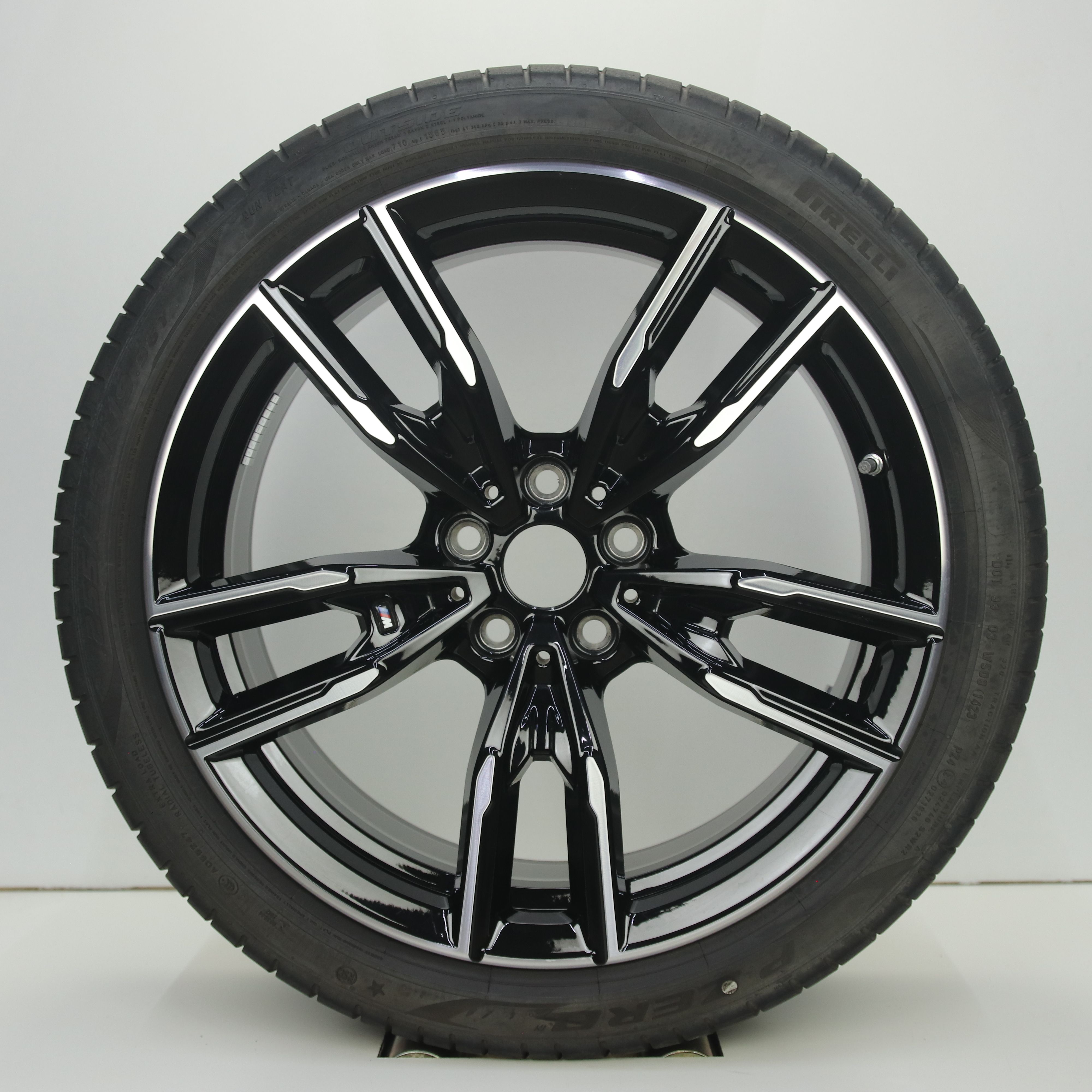 OS1008195 Originele 19 inch lichtmetalen BMW 3-serie styling 792M velgen (breedset) 8.00X19 5X112 ET27.0 NB66.60 Zwart gepolijst