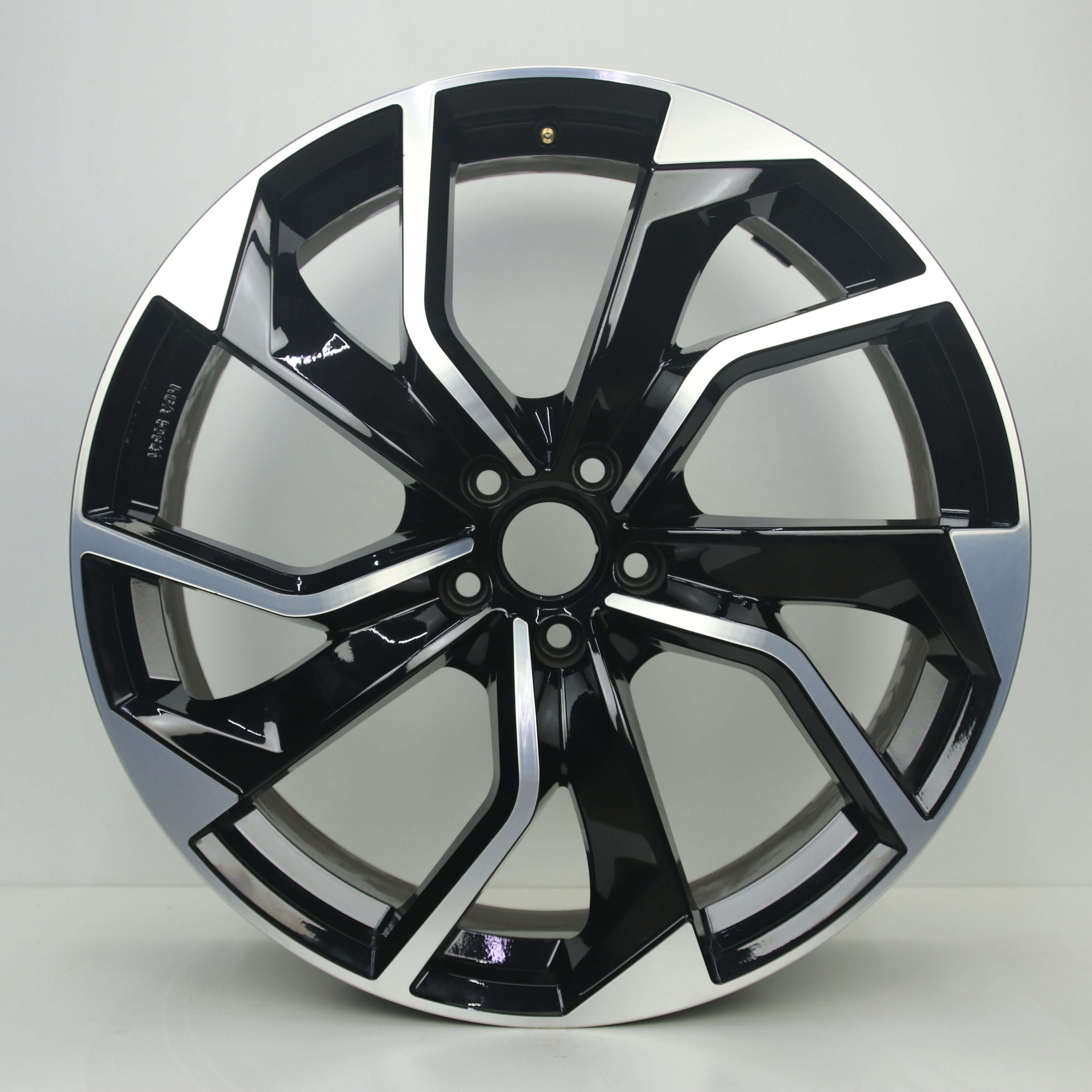 OS1008072 Set 21 inch lichtmetalen GMP Rebel velgen 8.50X21 5X112 ET38.0 NB66.60 Zwart gepolijst