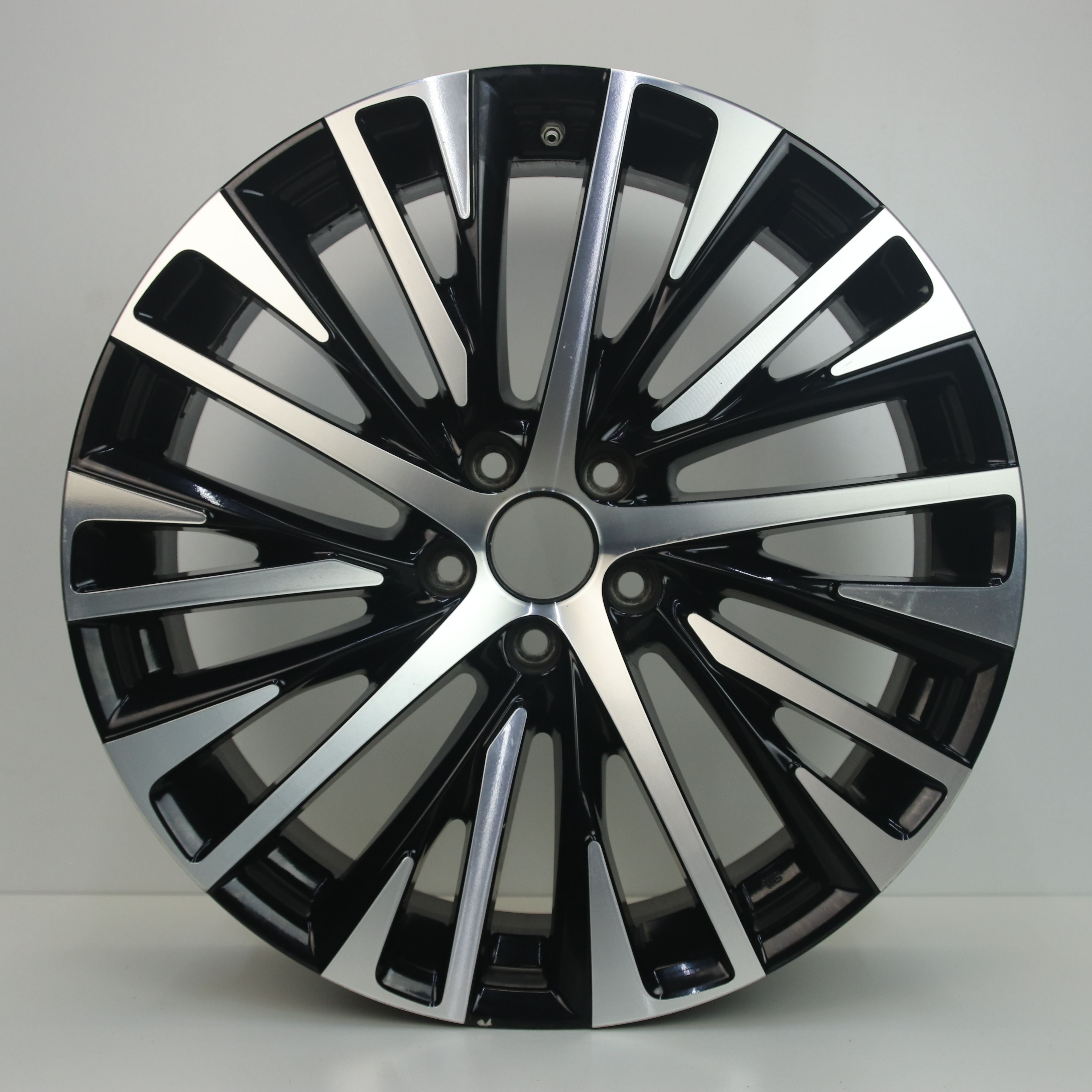 OS1006466 Originele 20 inch lichtmetalen Lexus RZ velgen (Breedset) 8.00X20 5X114.3 ET35.0 NB60.10 Zwart gepolijst