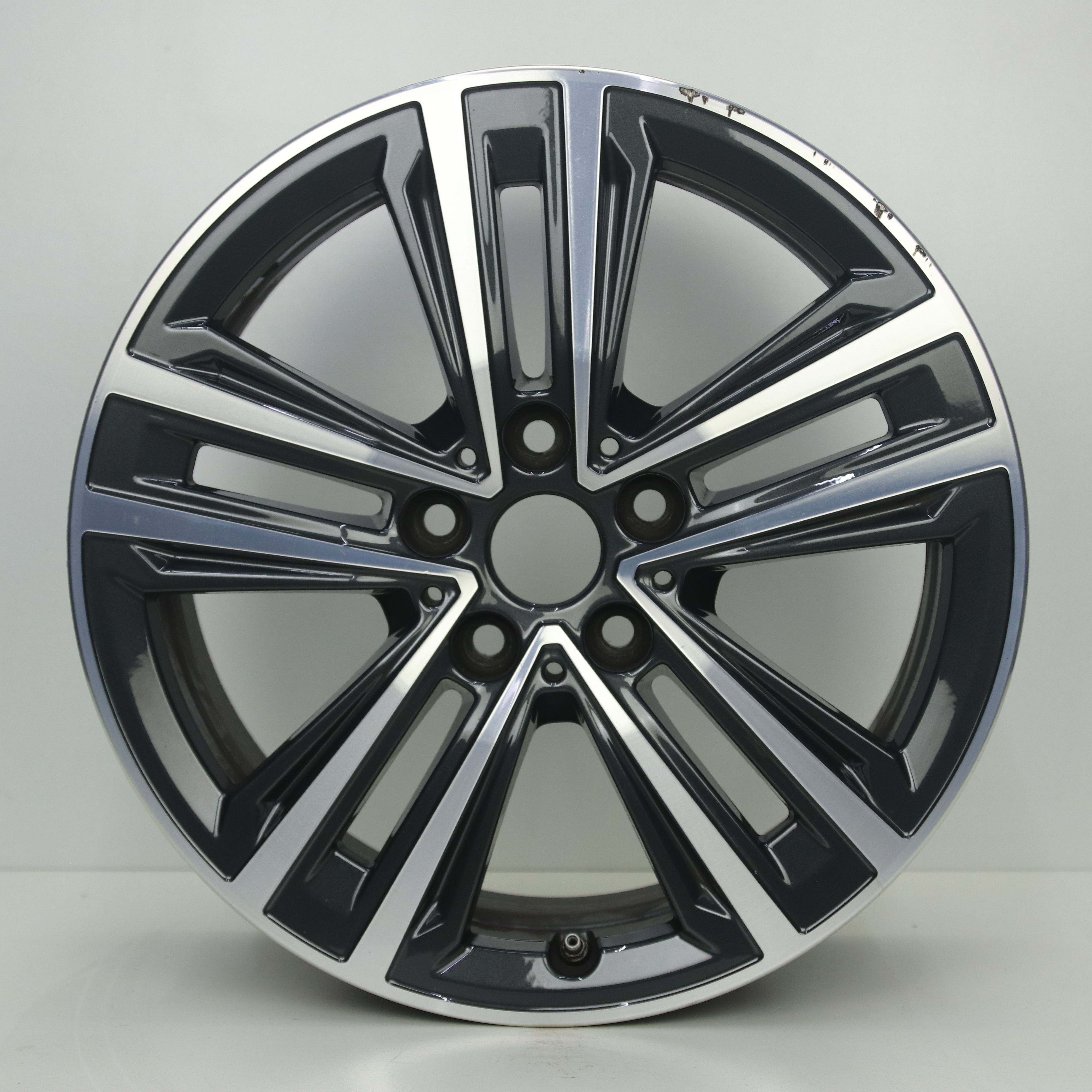 OS1008073 Originele 17 inch lichtmetalen BMW 1-serie styling 548 velgen 7.50X17 5X112 ET54.0 NB66.60 Antraciet gepolijst