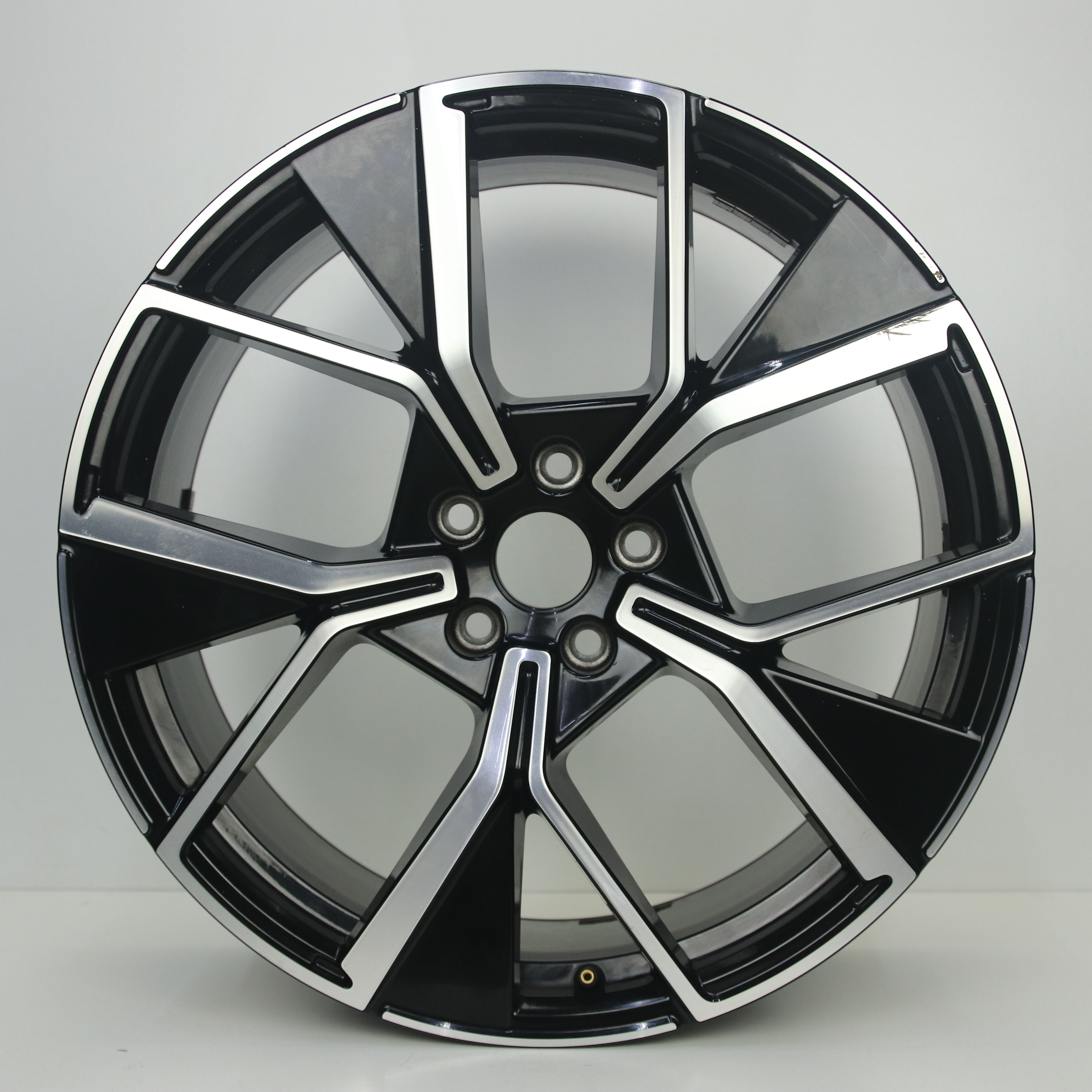 OS1008566 Originele 20 inch lichtmetalen Volkswagen Tiguan (Leeds) velgen 8.50X20 5X112 ET38.0 NB66.60 Zwart Gepolijst
