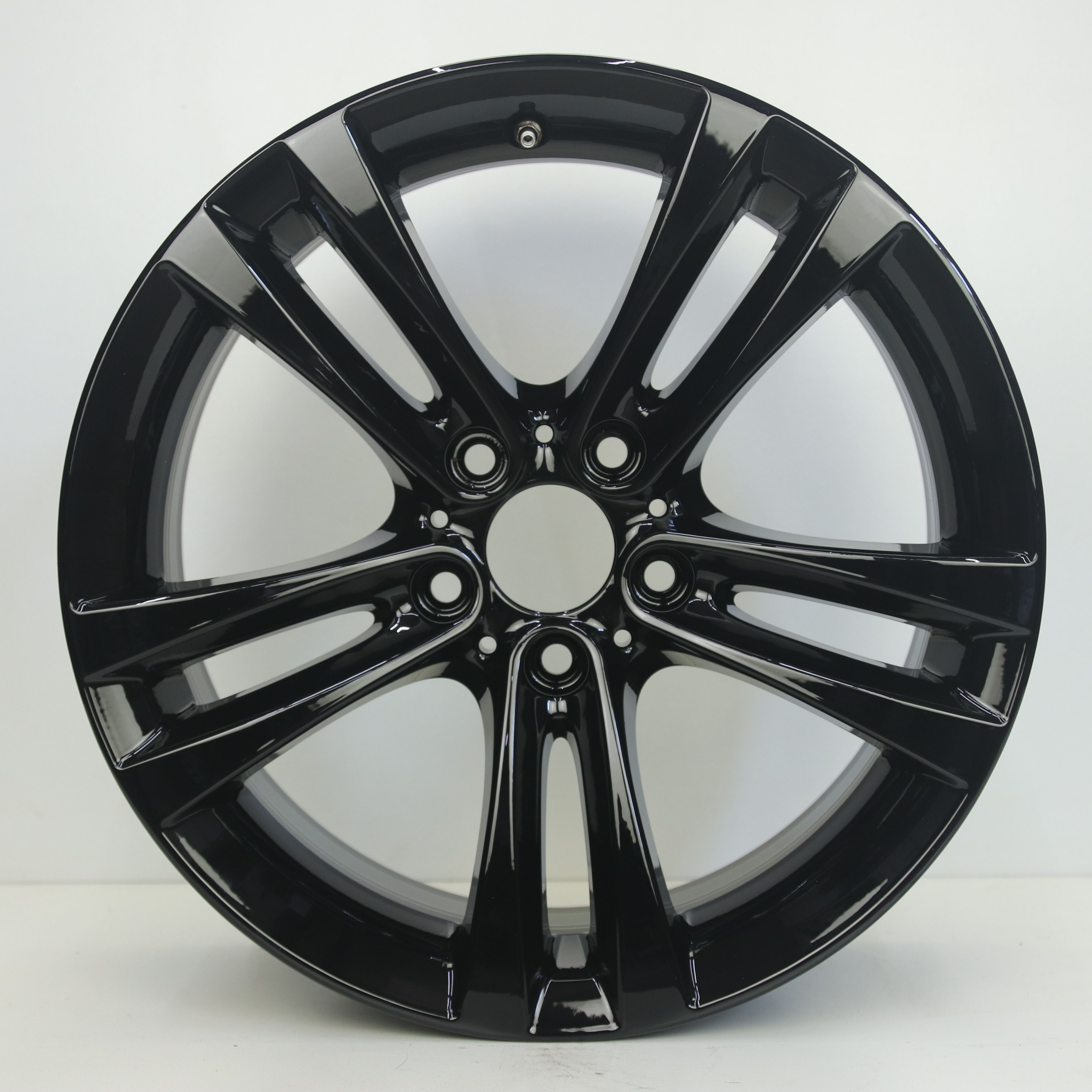 OS1008392 Originele 18 inch lichtmetalen BMW 3-serie styling 397 velgen 8.00X18 5X120 ET34.0 NB72.60 Zwart