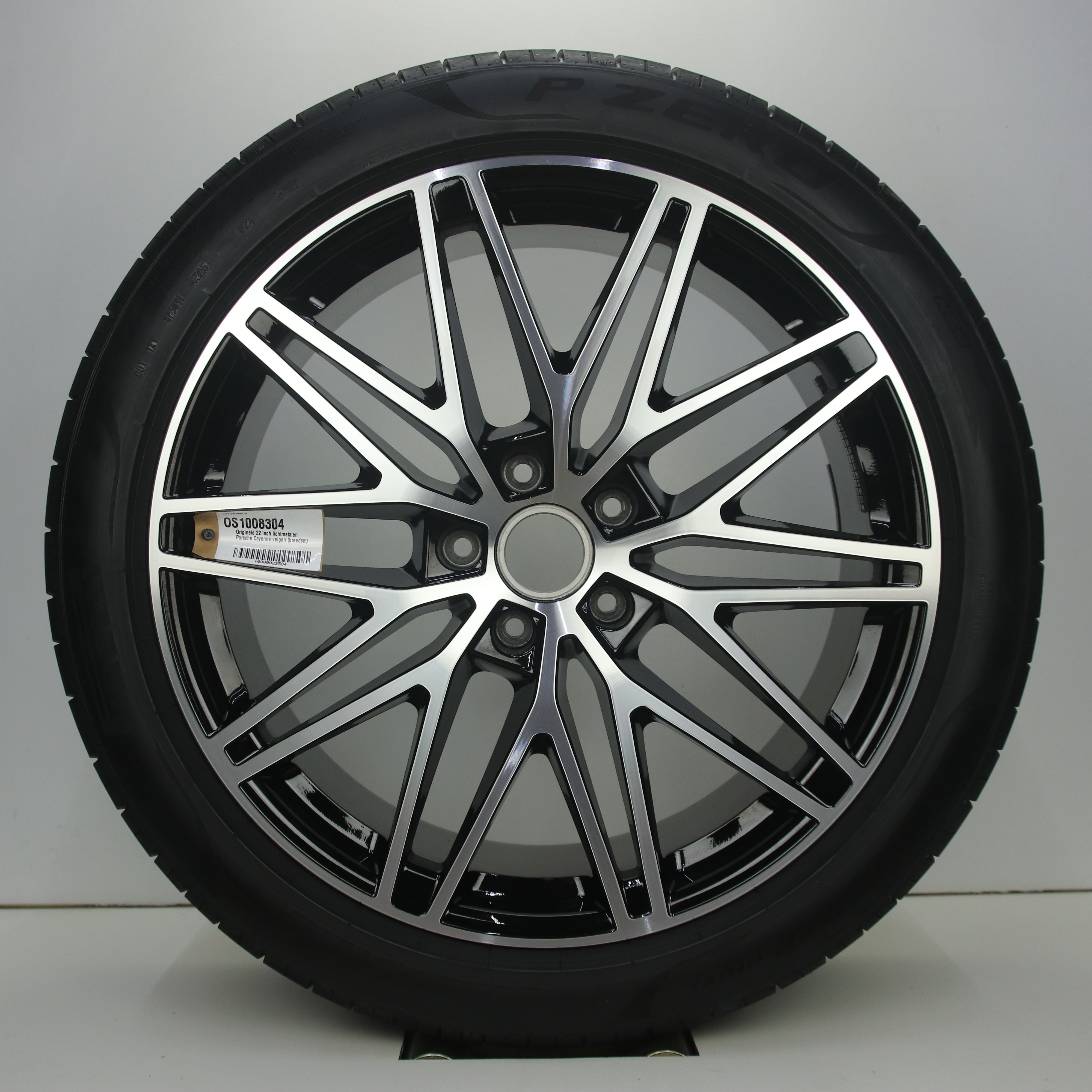 OS1008304 Originele 22 inch lichtmetalen Porsche Cayenne velgen (breedset) 10.00X22 5X130 ET48.0 NB71.60 Zwart Gepolijst