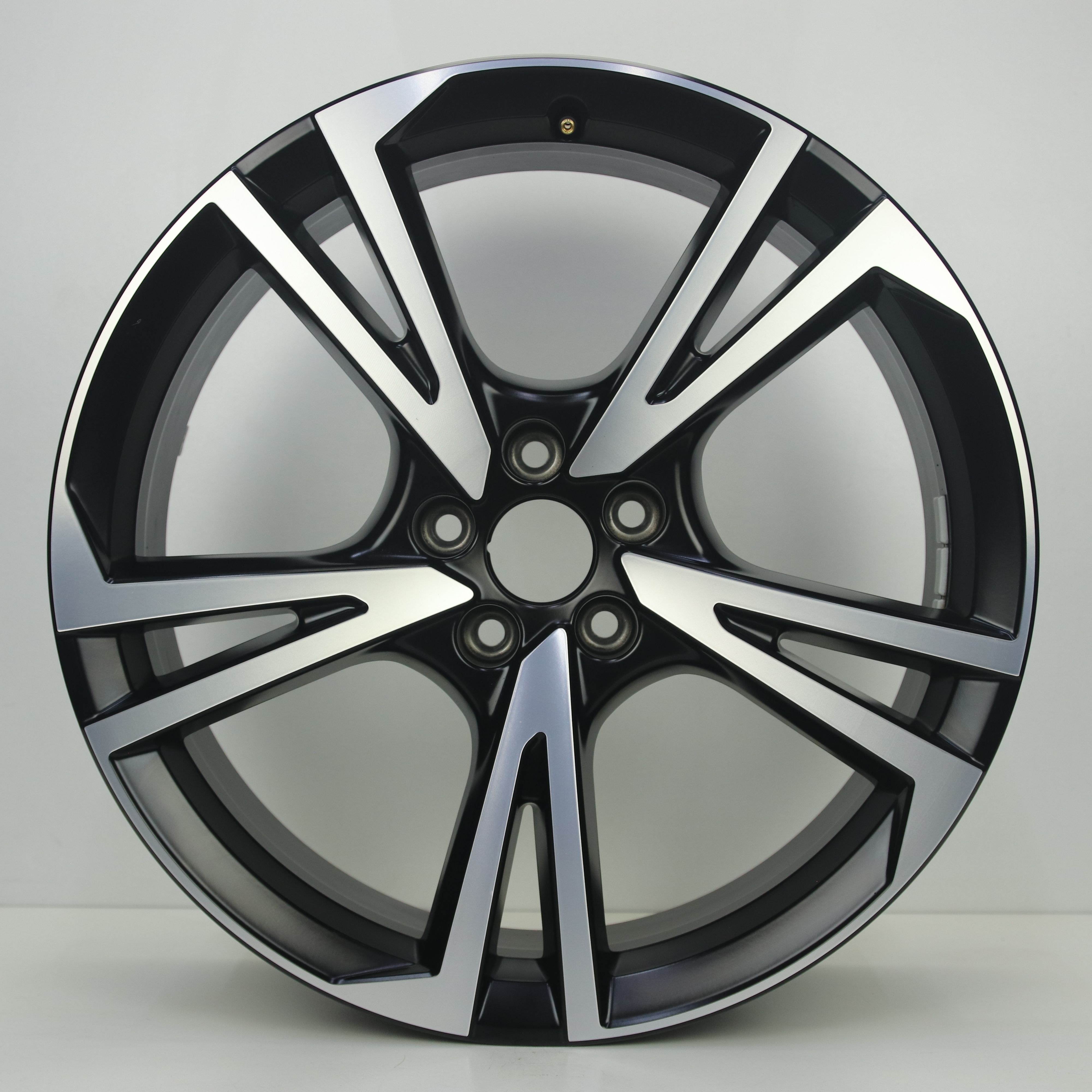 OS1008543 Originele 20 inch lichtmetalen Audi Q5 velgen 8.00X20 5X112 ET39.0 NB66.60 Mat zwart gepolijst