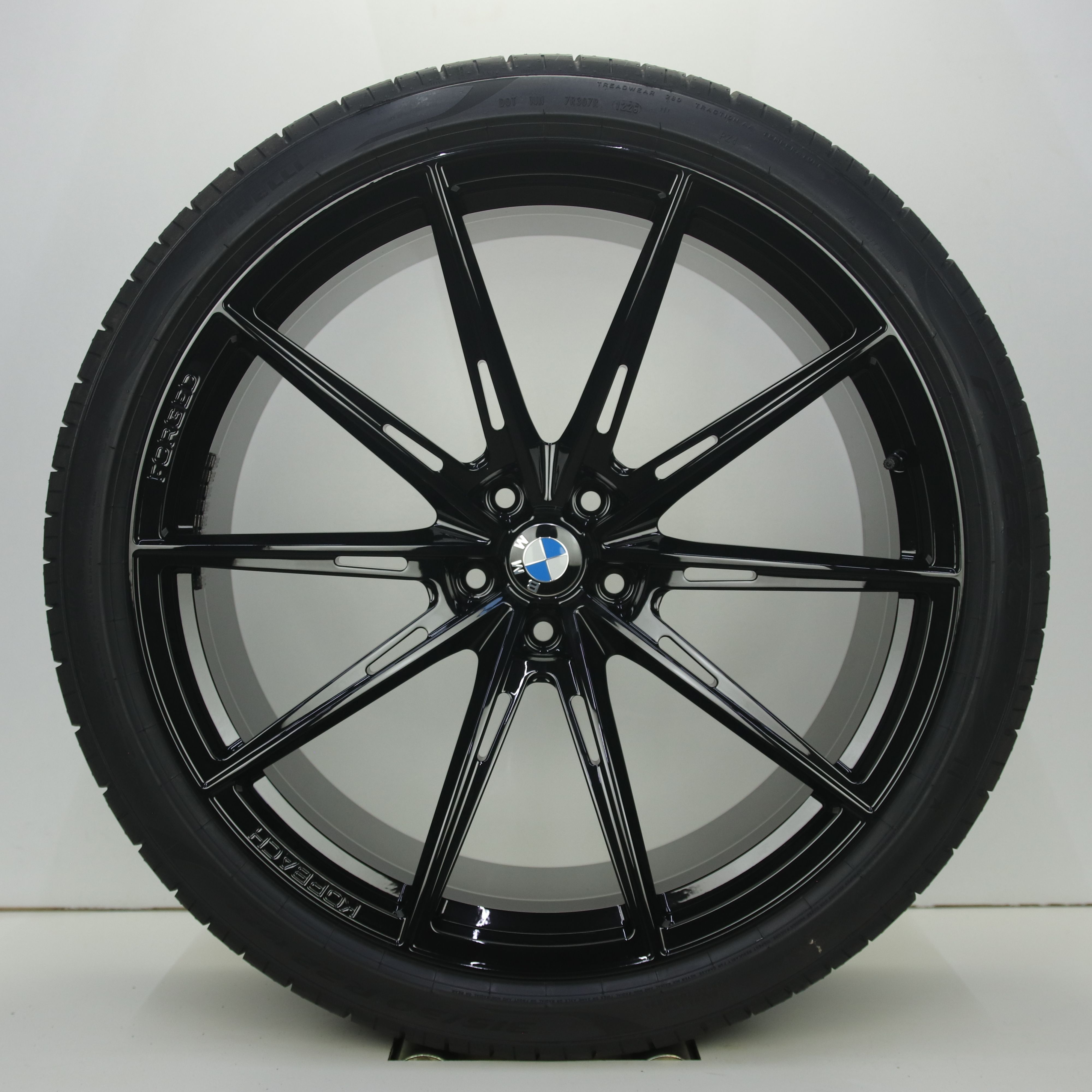 NS1005662 Set 22 inch lichtmetalen Korbach Forged PS19 velgen (breedset) 10.00X22 5X112 ET35.0 NB66.50 Zwart
