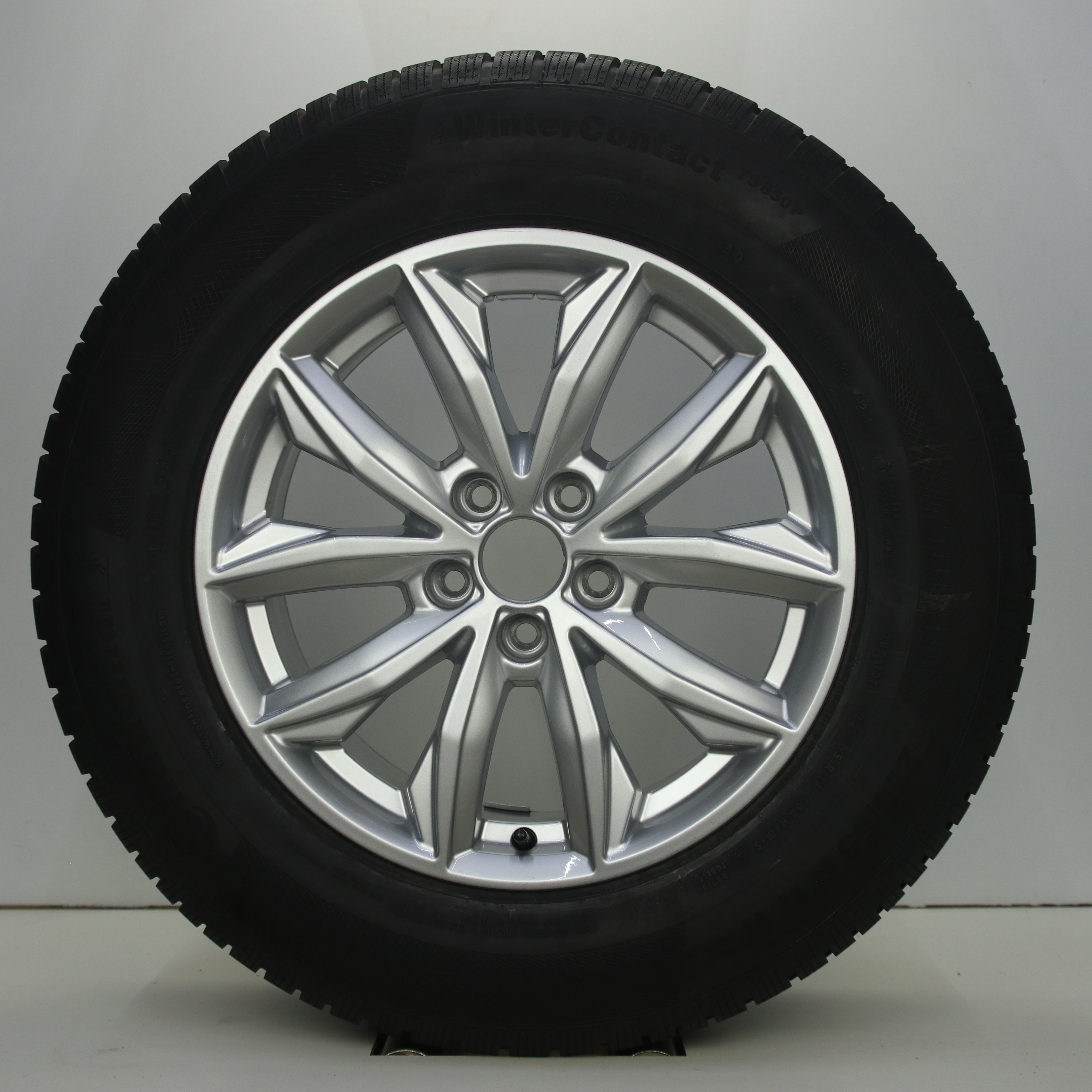 OS1008359 Originele 17 inch lichtmetalen Audi Q5 velgen 7.00X17 5X112 ET34.0 NB66.60 Zilver