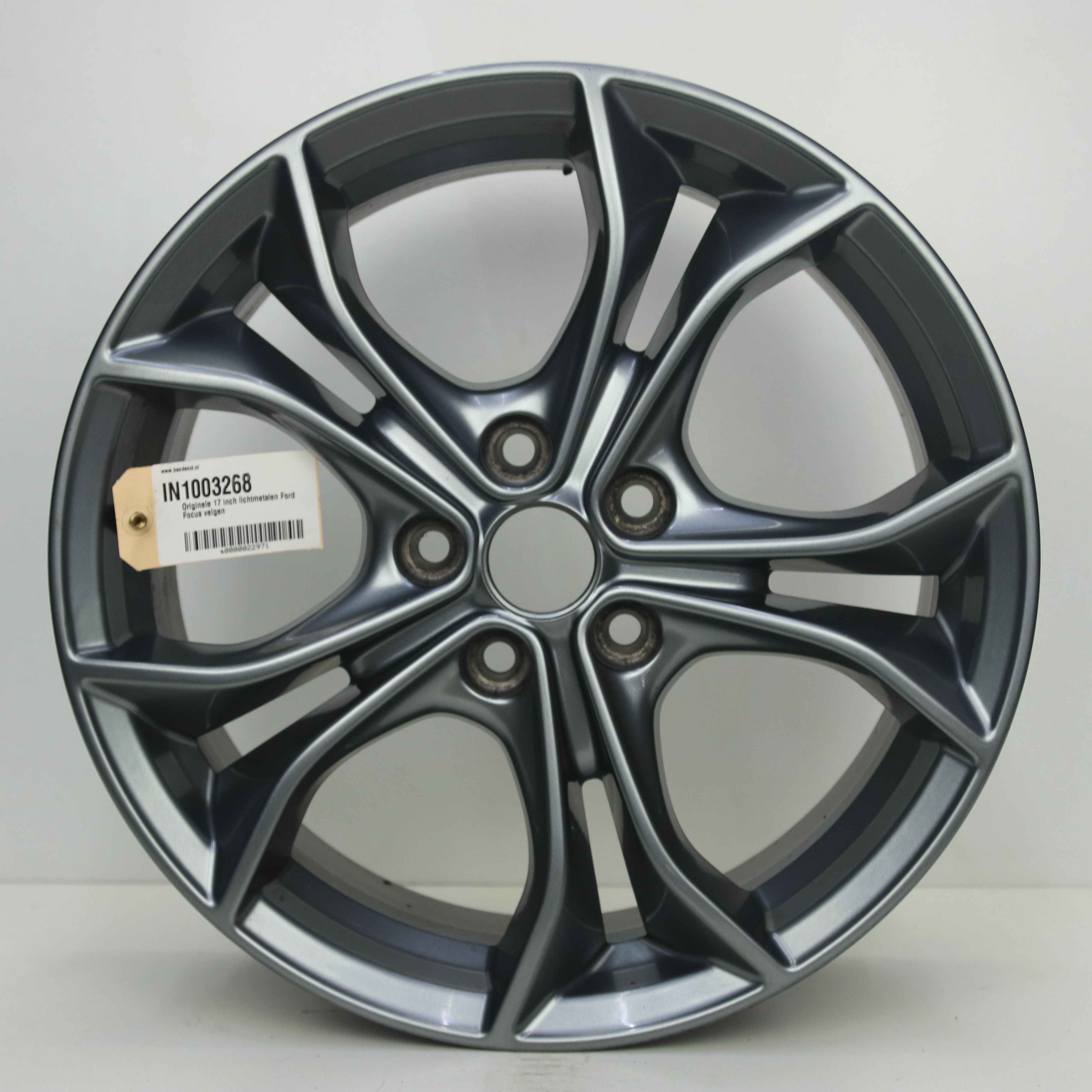 IN1003268 Originele 17 inch lichtmetalen Ford Focus velgen 7.00X17 5X108 ET50.0 NB63.40 Antraciet
