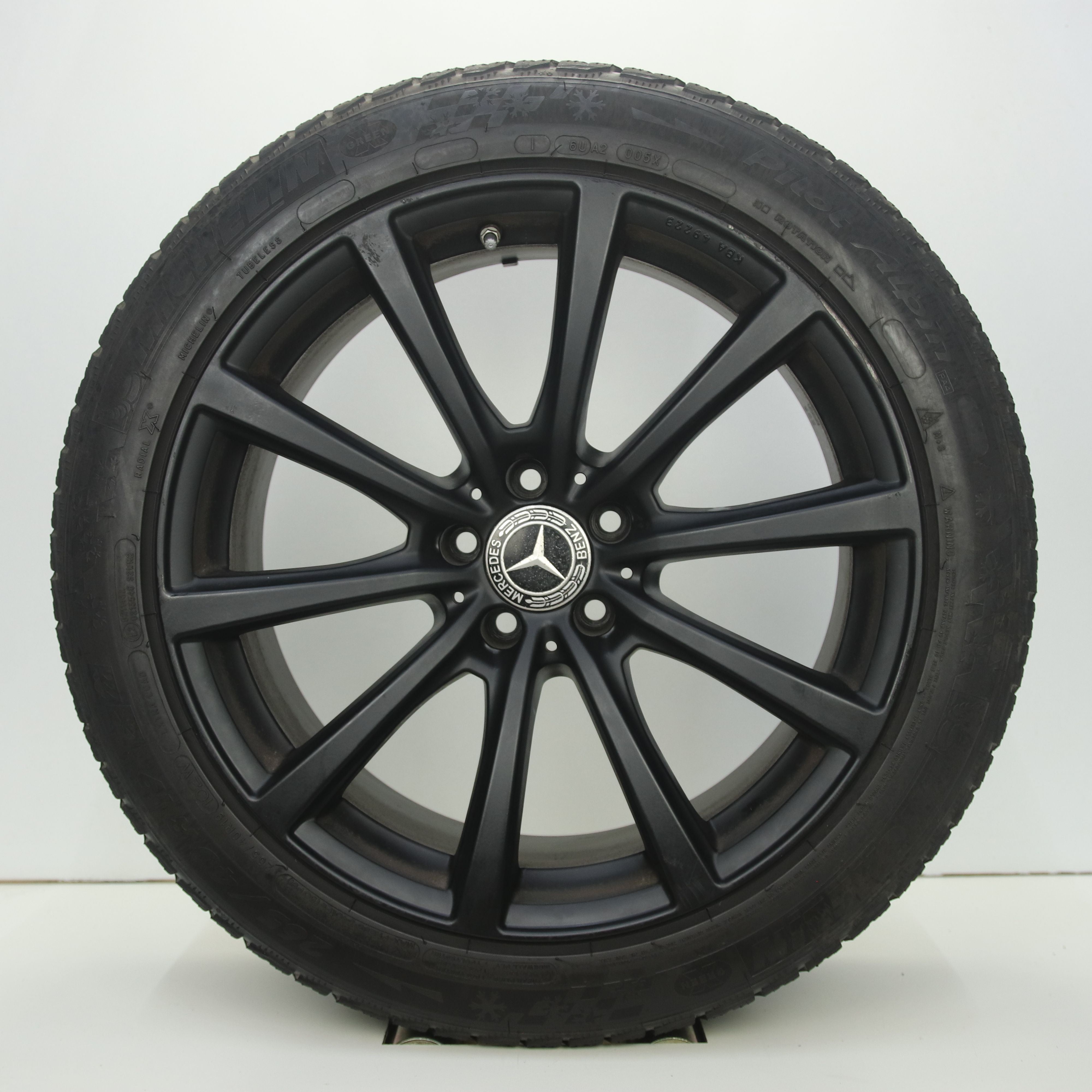 OS1007757 Set 19 inch lichtmetalen Brock B32 velgen (set compleet met banden) 9.50X19 5X112 ET48.0 NB66.60 Mat zwart