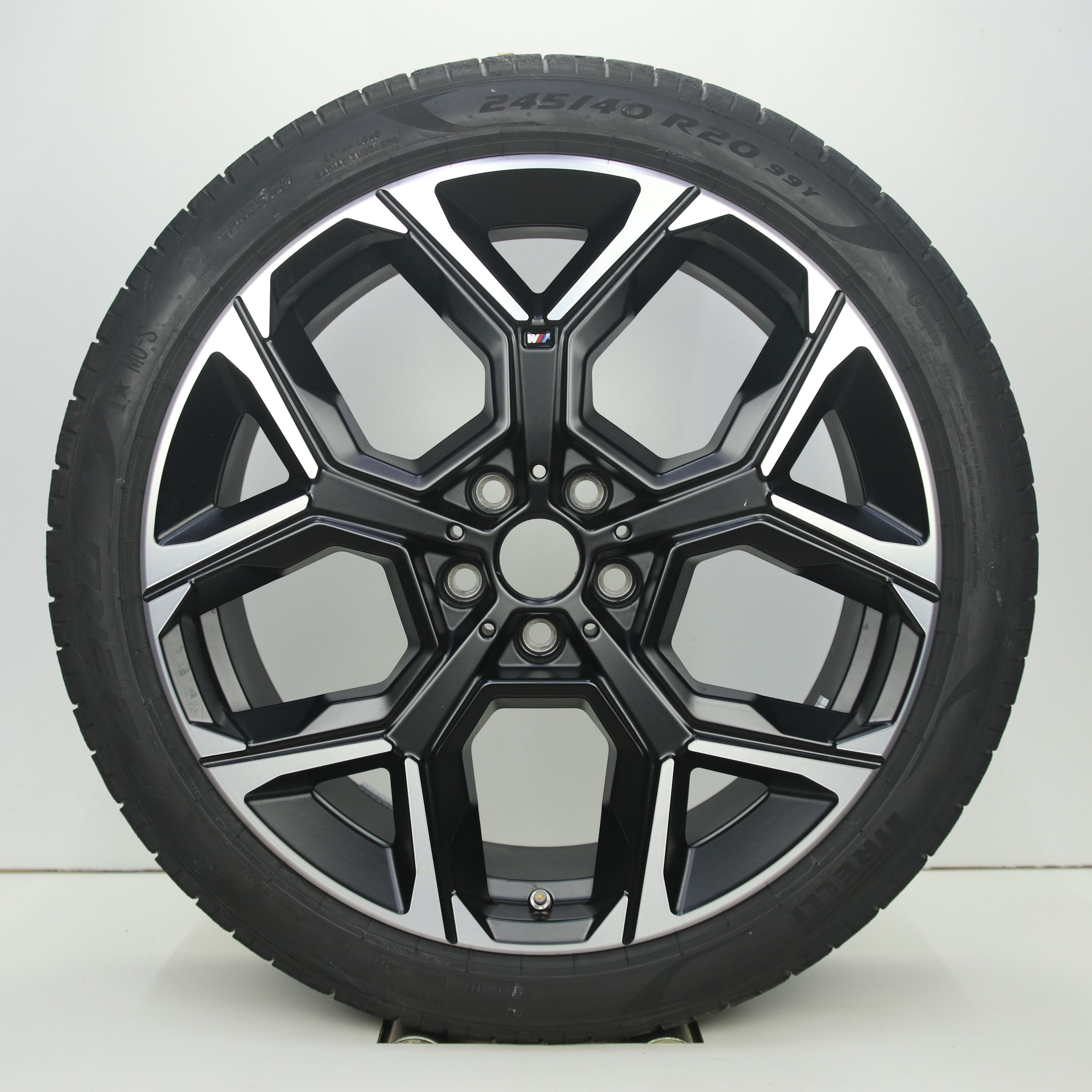 OS1008081 Originele 20 inch lichtmetalen BMW X1 styling 872M velgen 8.00X20 5X112 ET46.0 NB66.60 Mat zwart gepolijst