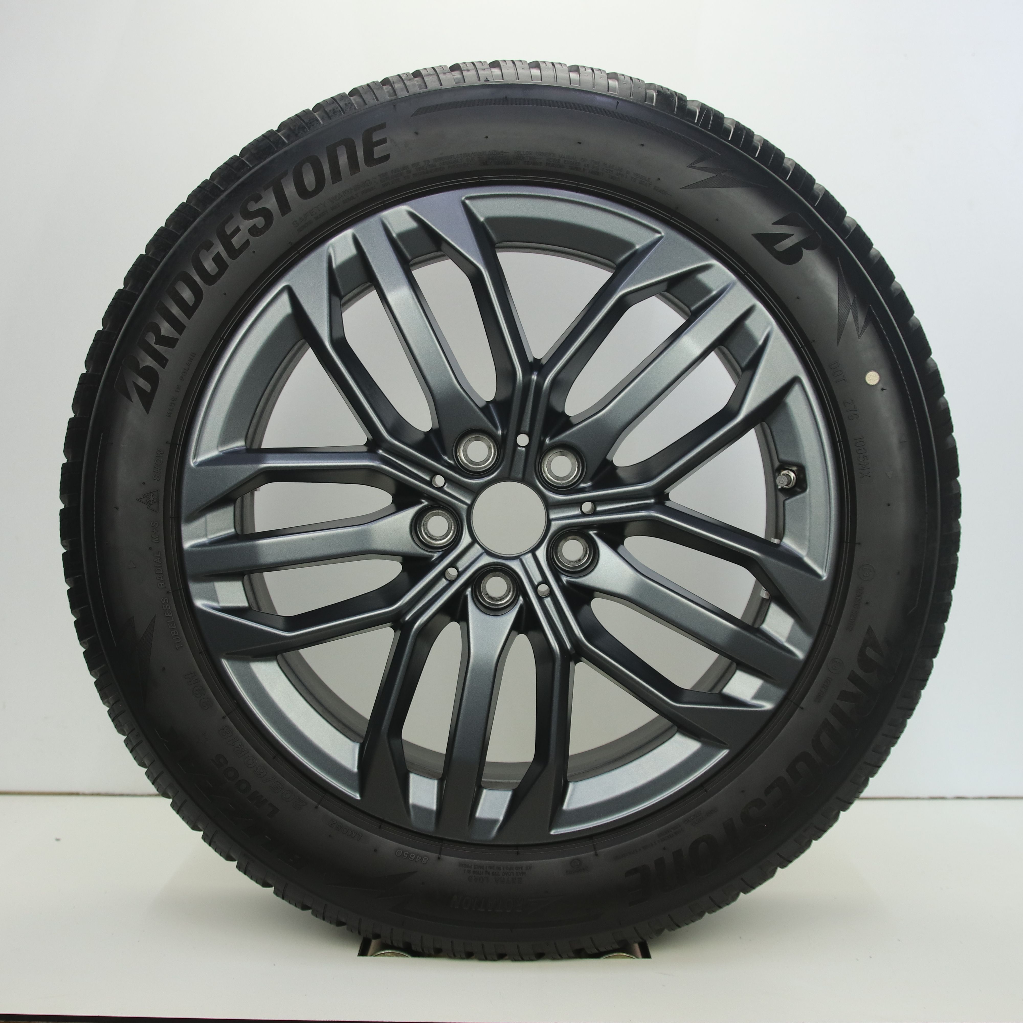 OS1008263 Originele 18 inch lichtmetalen BMW X1 styling 879 velgen 6.50X18 5X112 ET41.0 NB66.60 Antraciet