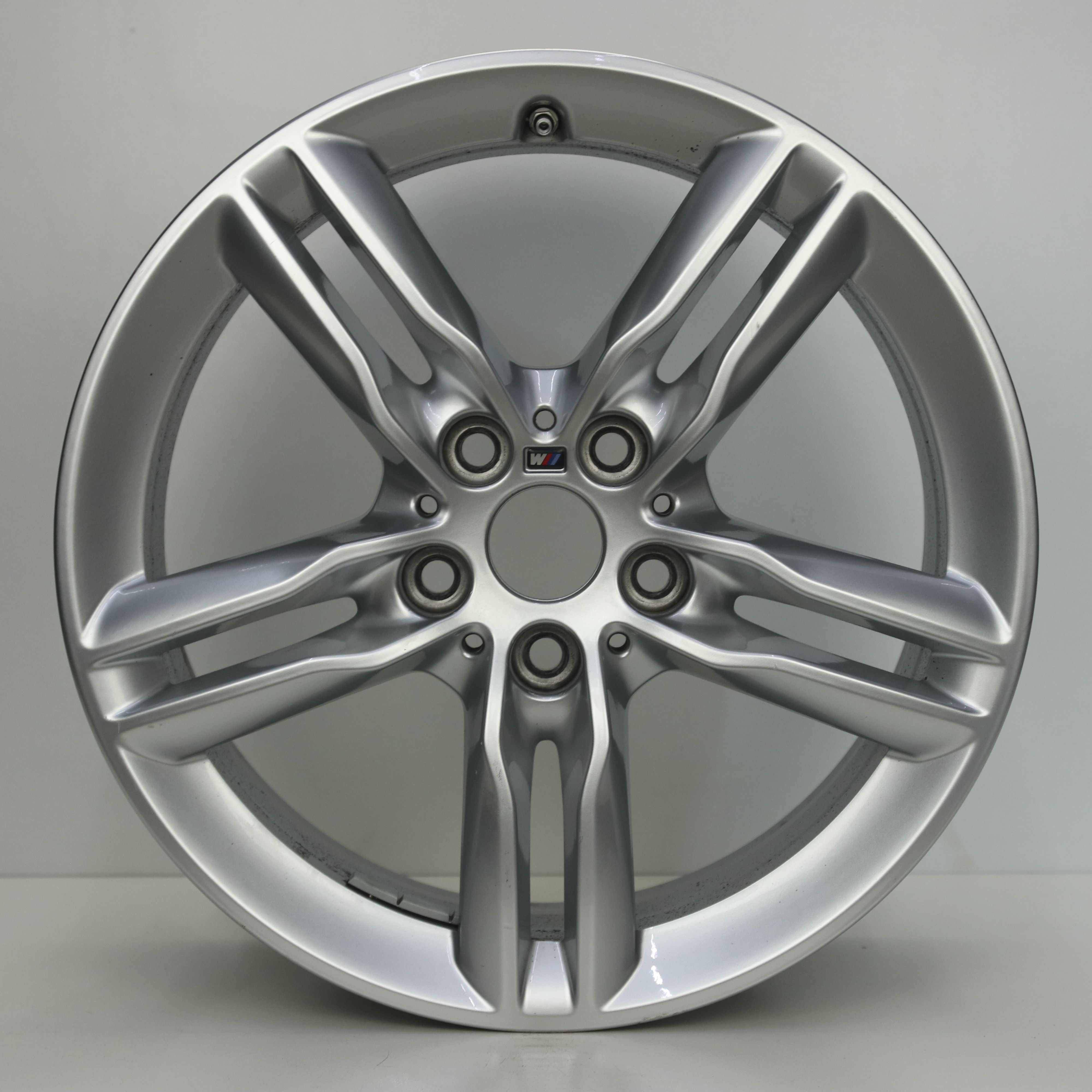 OS1008199 Originele 17 inch lichtmetalen BMW 2-serie styling 483M velgen 7.50X17 5X112 ET54.0 NB66.60 Zilver