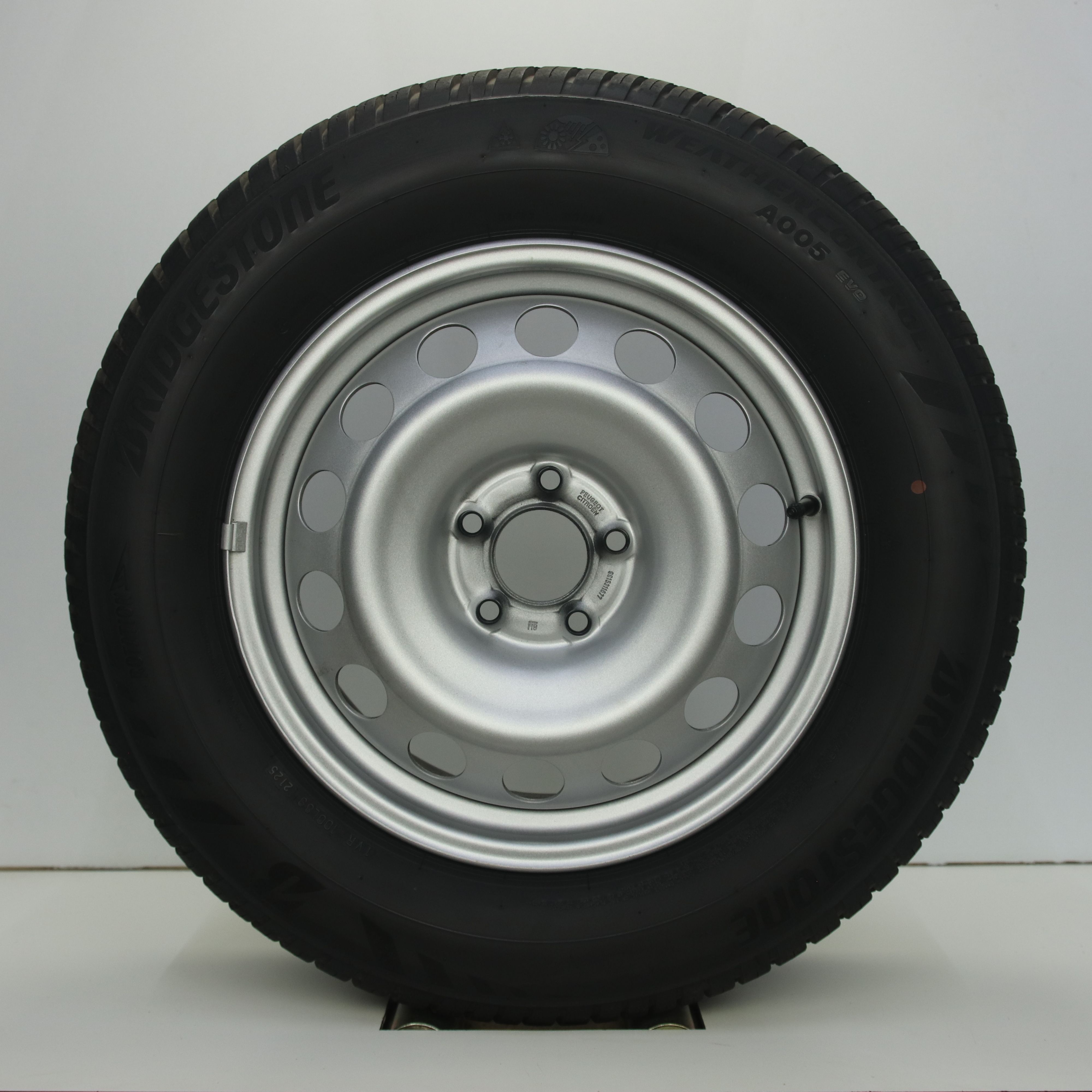 OS1008241 Originele 16 inch stalen Citroen/Peugeot velgen (set complet met banden) 6.50X16 5X108 ET47.0 NB65.10 Zilver