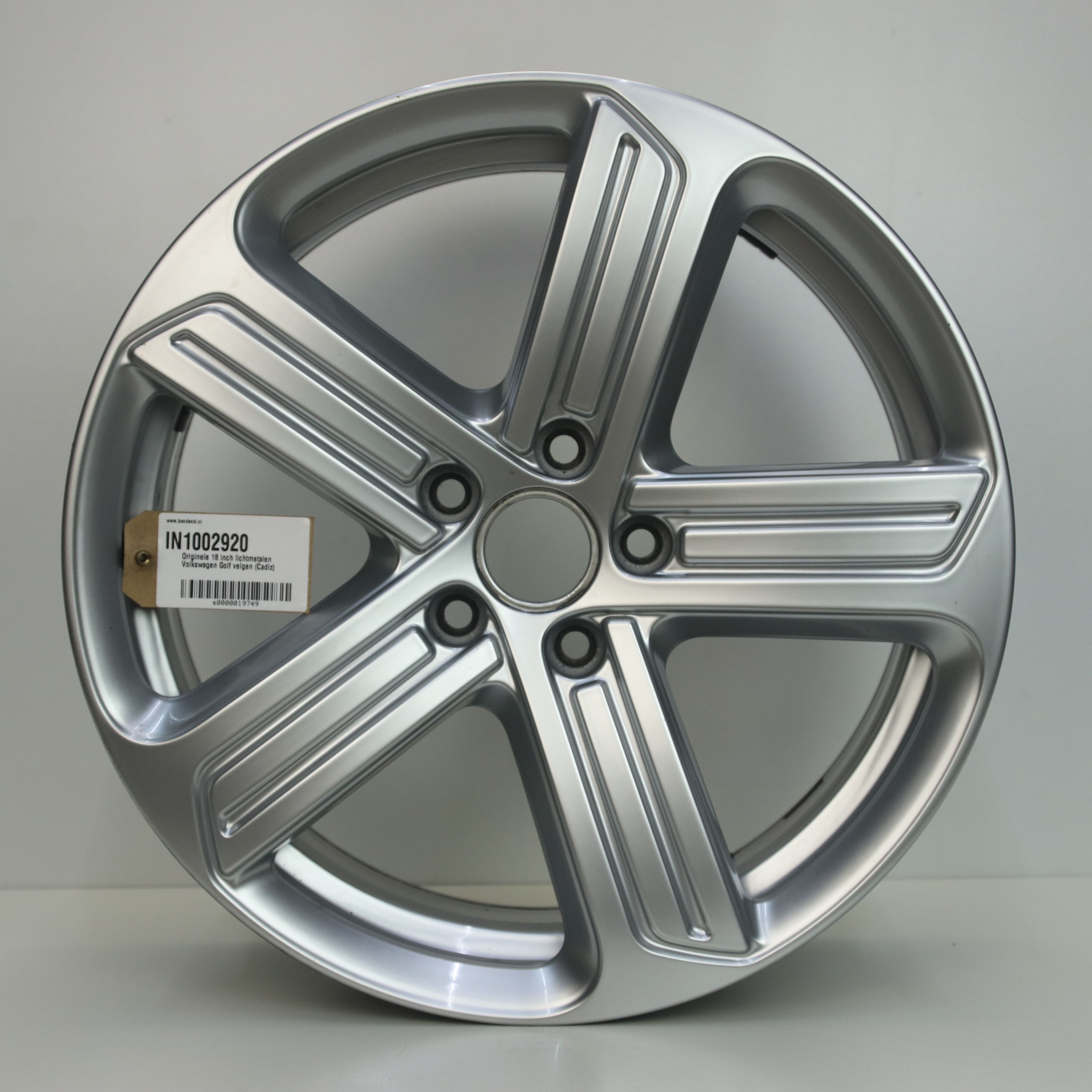 IN1002920 Originele 18 inch lichtmetalen Volkswagen Golf velgen (Cadiz) 7.50X18 5X112 ET49.0 NB57.10 Zilver