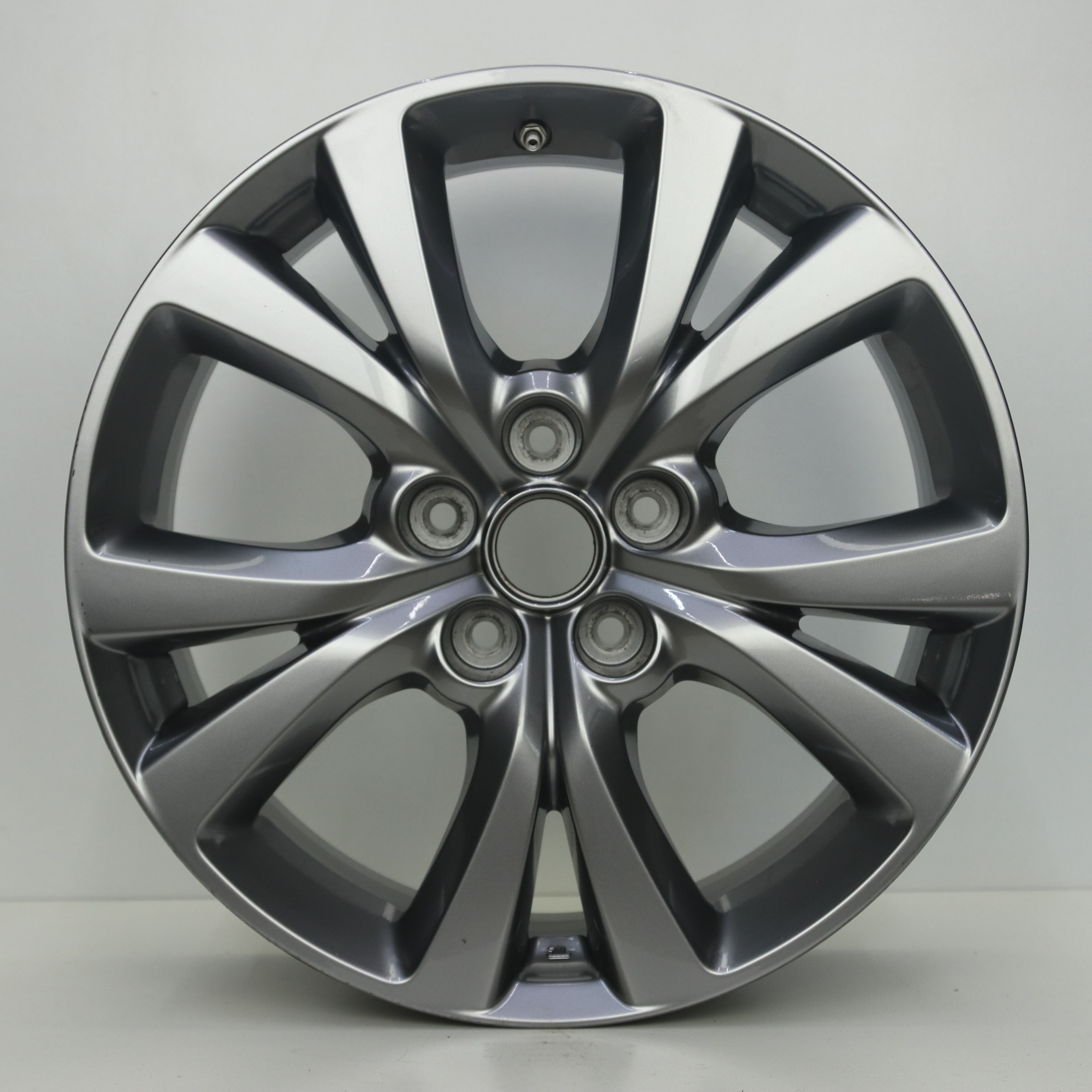OS1008007 Originele 18 inch lichtmetalen Mazda CX-30 velg 7.00X18 5X114.3 ET45.0 NB67.10 Antraciet